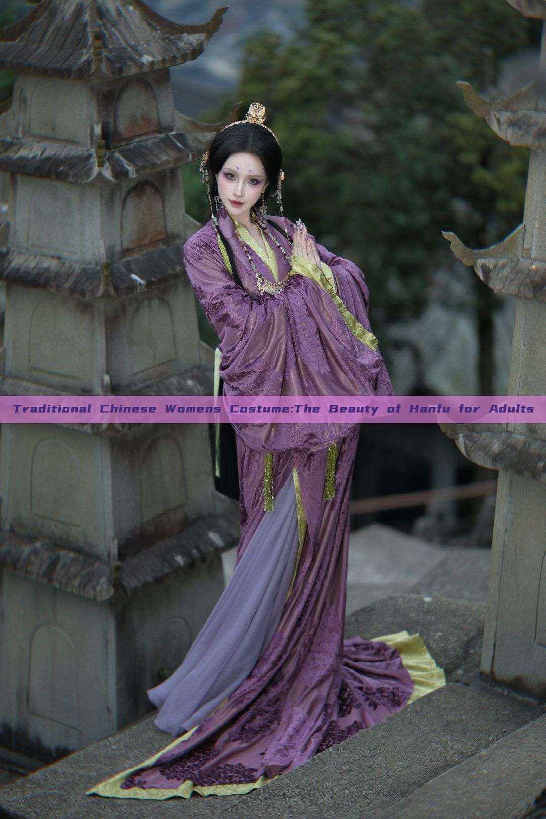 Traditional Chinese Womens Costume:The Beauty of Hanfu for Adults Traditional Chinese Womens Costume:The Beauty of Hanfu for Adults