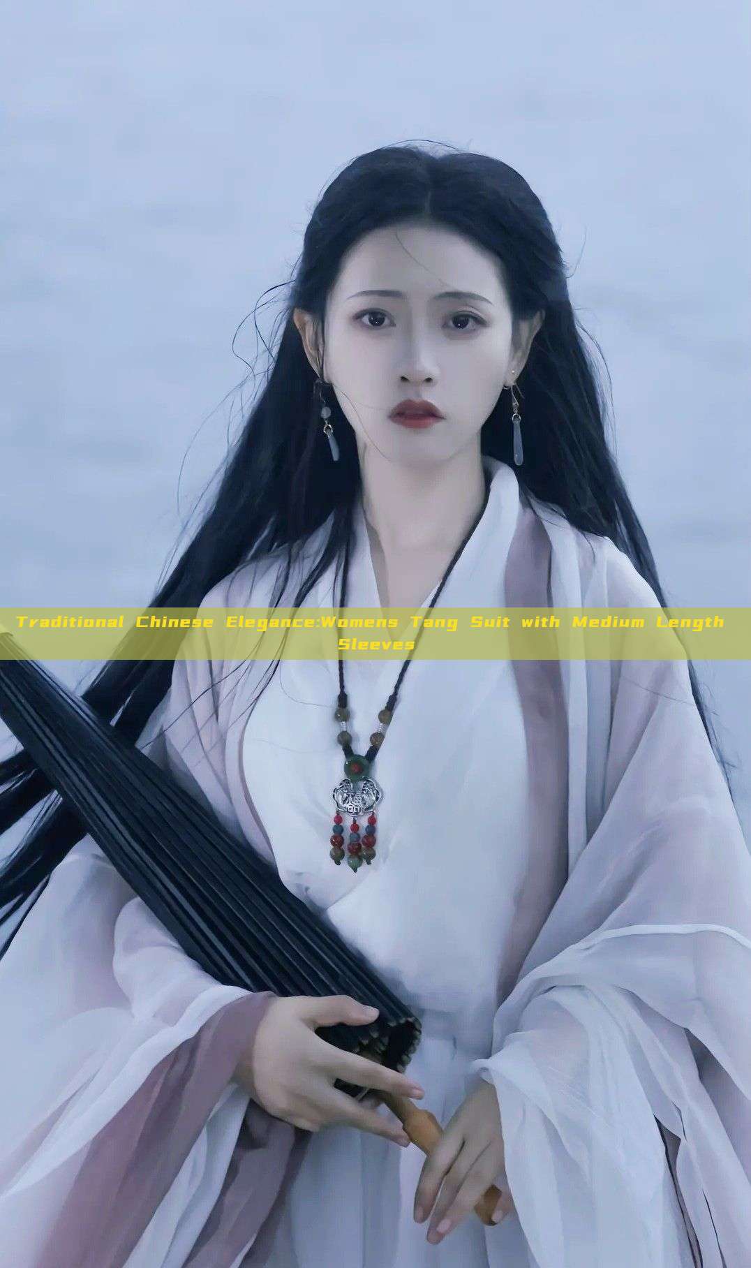 Traditional Chinese Elegance:Womens Tang Suit with Medium Length Sleeves Traditional Chinese Elegance:Womens Tang Suit with Medium Length Sleeves