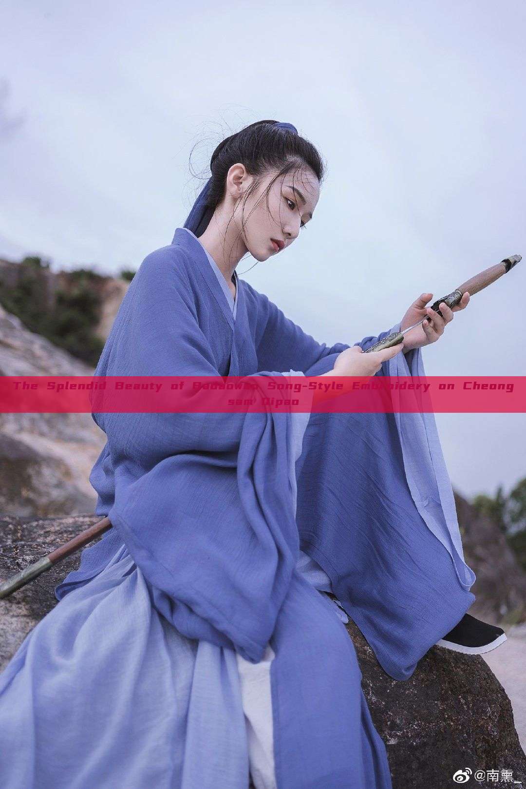 The Splendid Beauty of Badaowan Song-Style Embroidery on Cheongsam Qipao