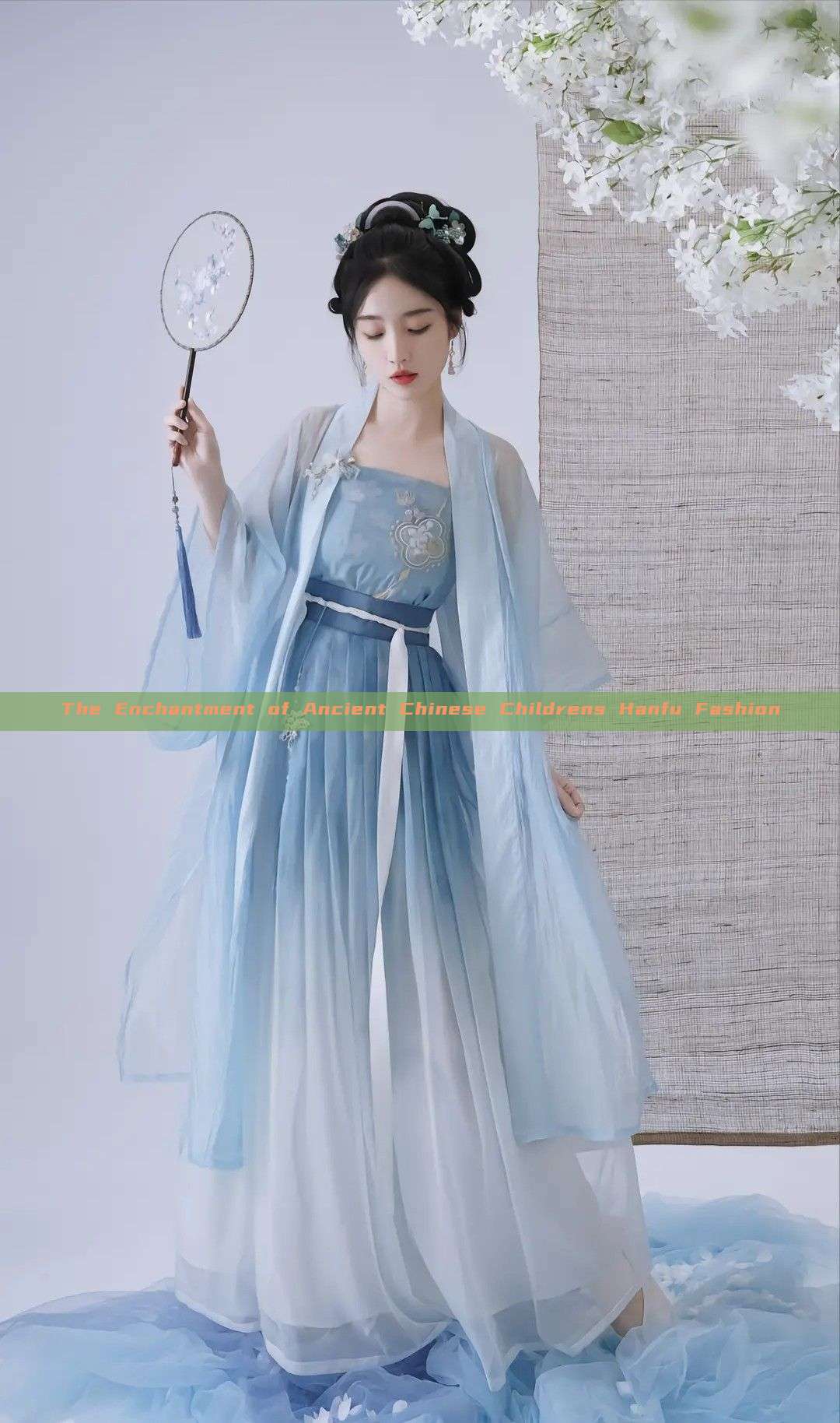 The Enchantment of Ancient Chinese Childrens Hanfu Fashion