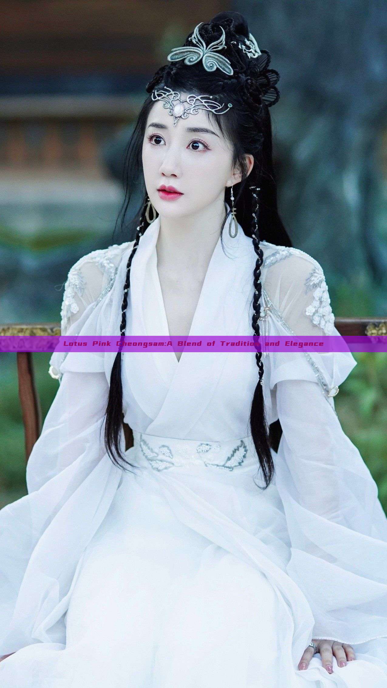 Lotus Pink Cheongsam:A Blend of Tradition and Elegance Lotus Pink Cheongsam:A Blend of Tradition and Elegance
