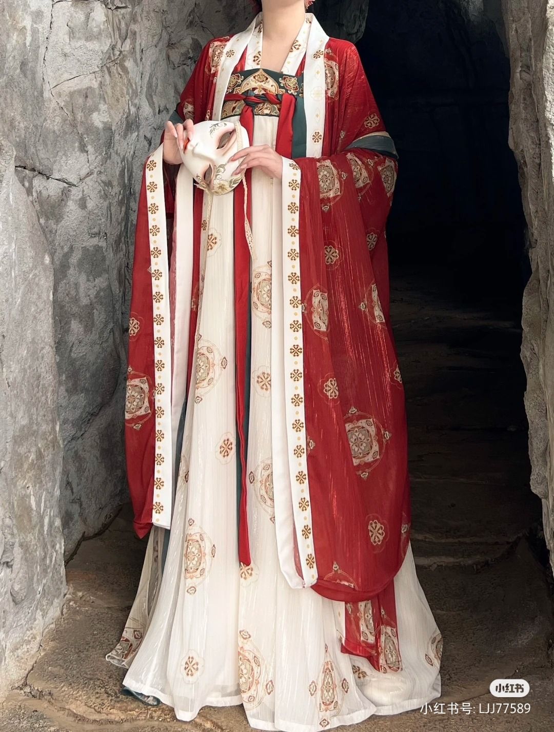 Introduction to Childrens Traditional Hanfu Costumes in Kindergarten Introduction to Childrens Traditional Hanfu Costumes in Kindergarten