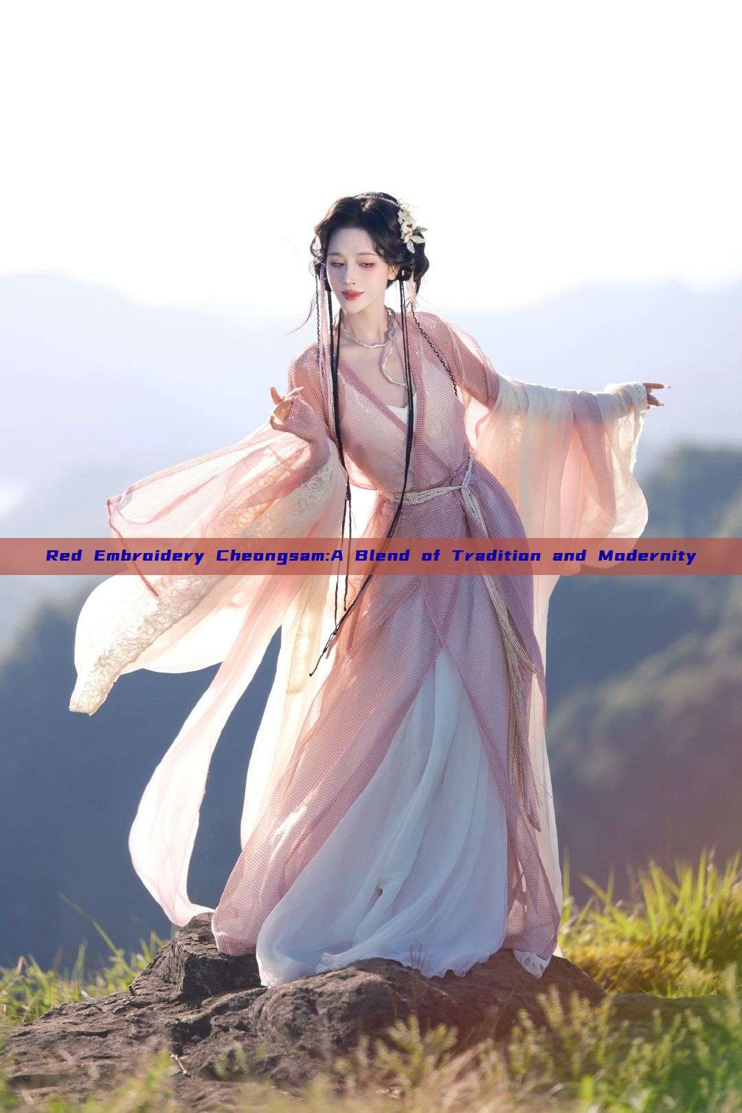Red Embroidery Cheongsam:A Blend of Tradition and Modernity