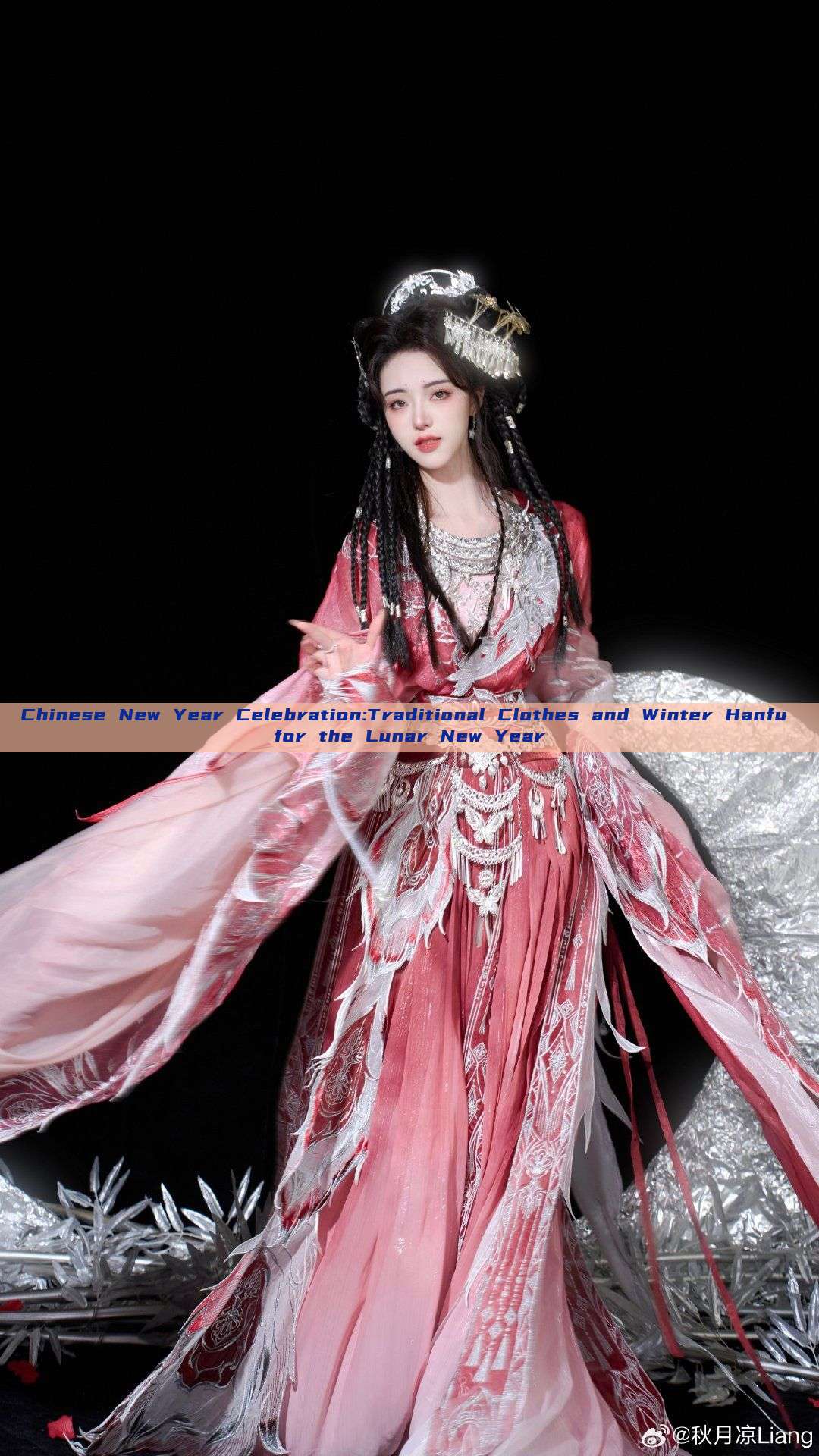 Chinese New Year Celebration:Traditional Clothes and Winter Hanfu for the Lunar New Year Chinese New Year Celebration:Traditional Clothes and Winter Hanfu for the Lunar New Year