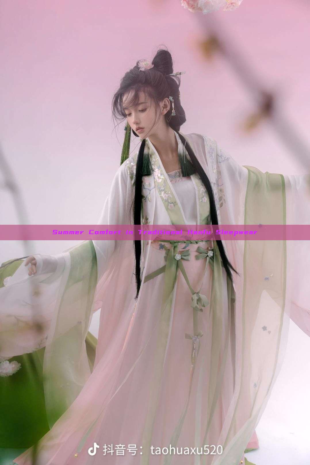 Summer Comfort in Traditional Hanfu Sleepwear