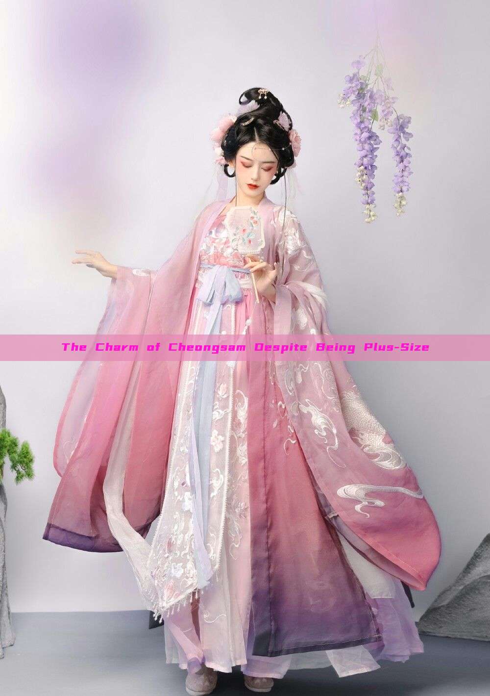 The Charm of Cheongsam Despite Being Plus-Size The Charm of Cheongsam Despite Being Plus-Size