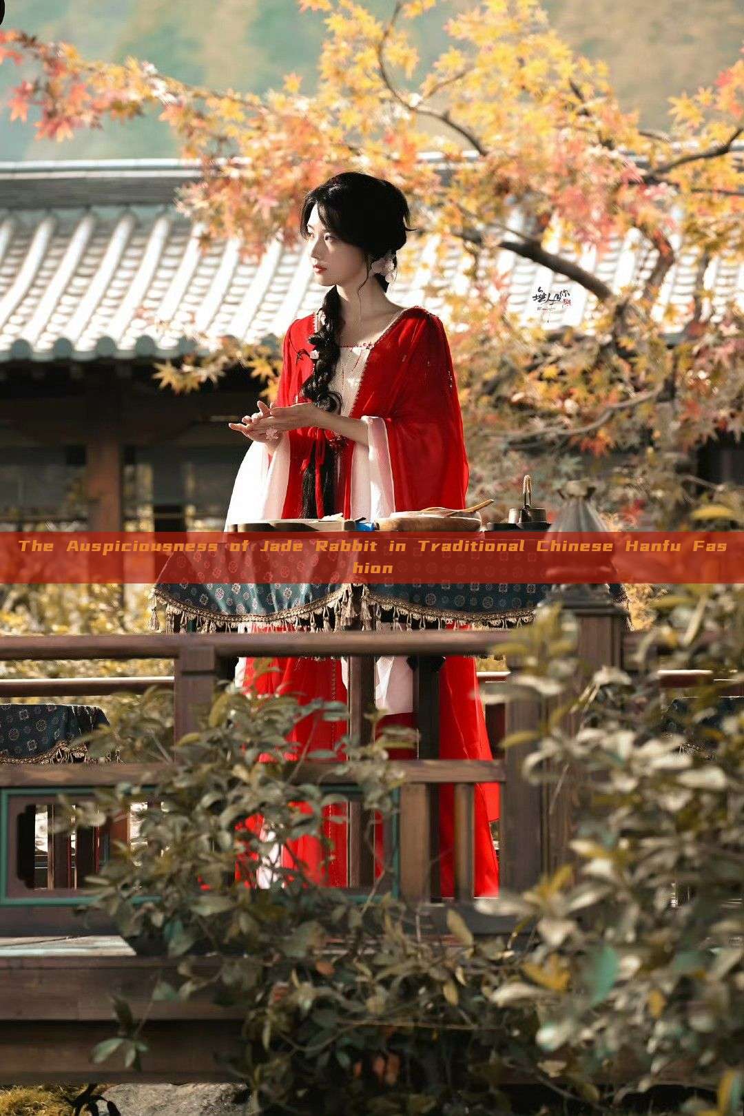 The Auspiciousness of Jade Rabbit in Traditional Chinese Hanfu Fashion The Auspiciousness of Jade Rabbit in Traditional Chinese Hanfu Fashion