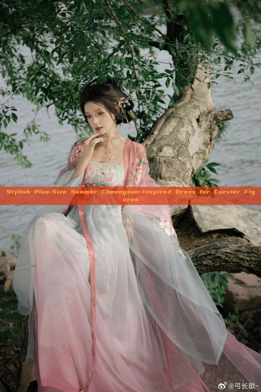 Stylish Plus-Size Summer Cheongsam-Inspired Dress for Curvier Figures