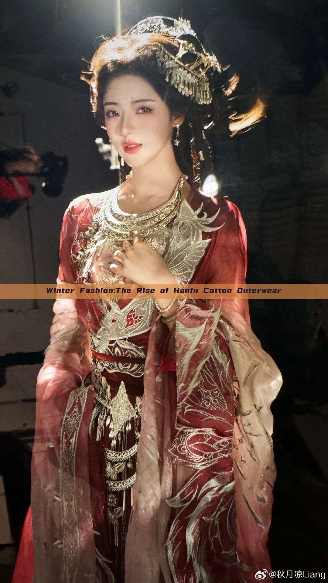 Winter Fashion:The Rise of Hanfu Cotton Outerwear