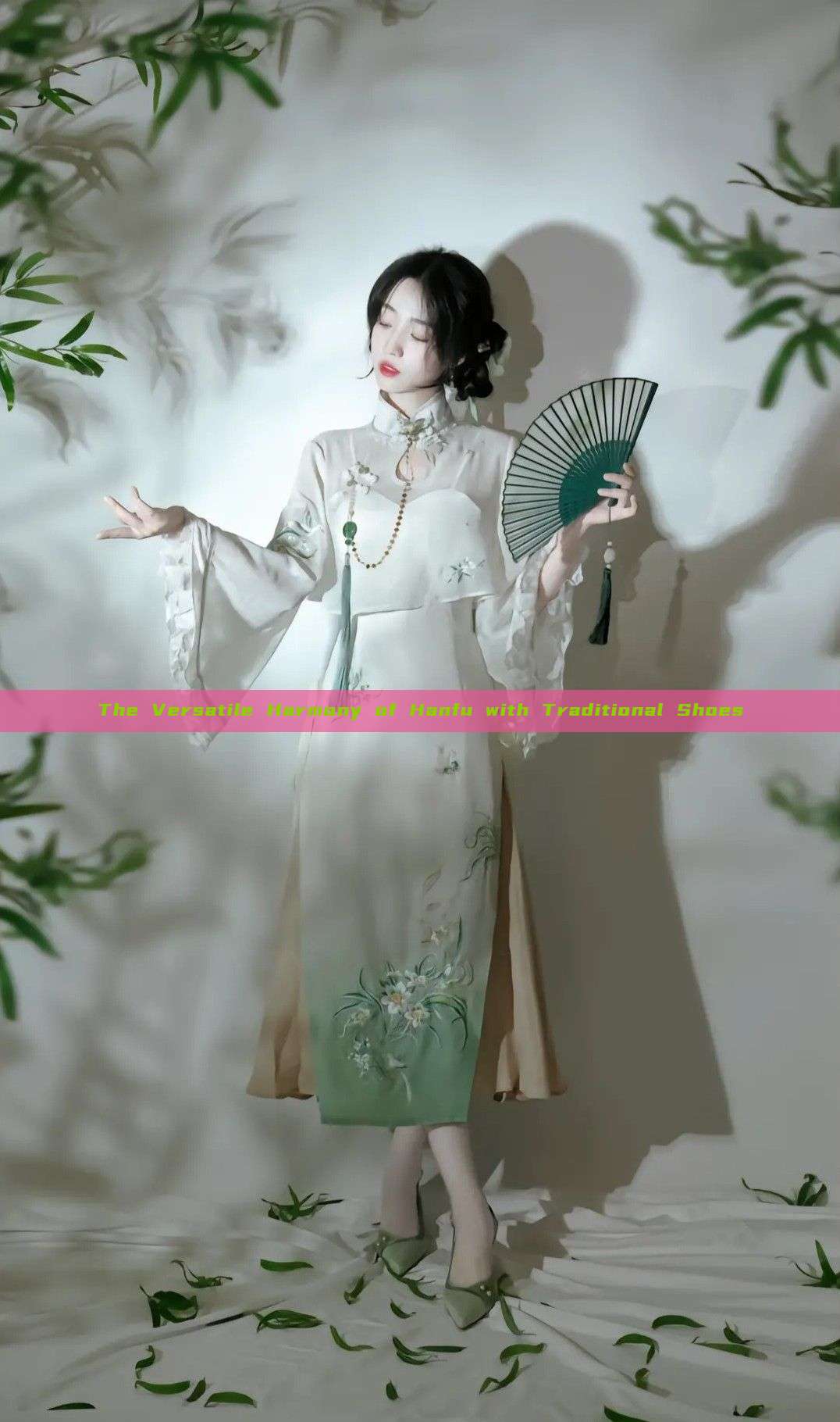 The Versatile Harmony of Hanfu with Traditional Shoes