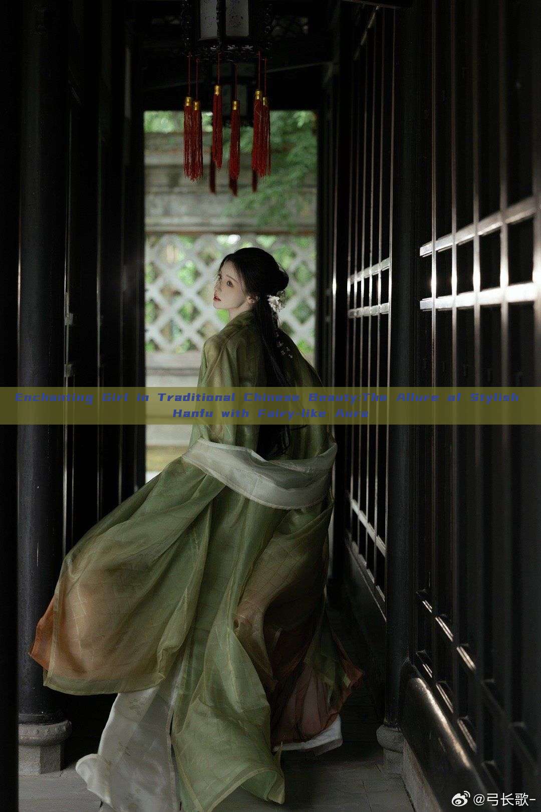 Enchanting Girl in Traditional Chinese Beauty:The Allure of Stylish Hanfu with Fairy-like Aura