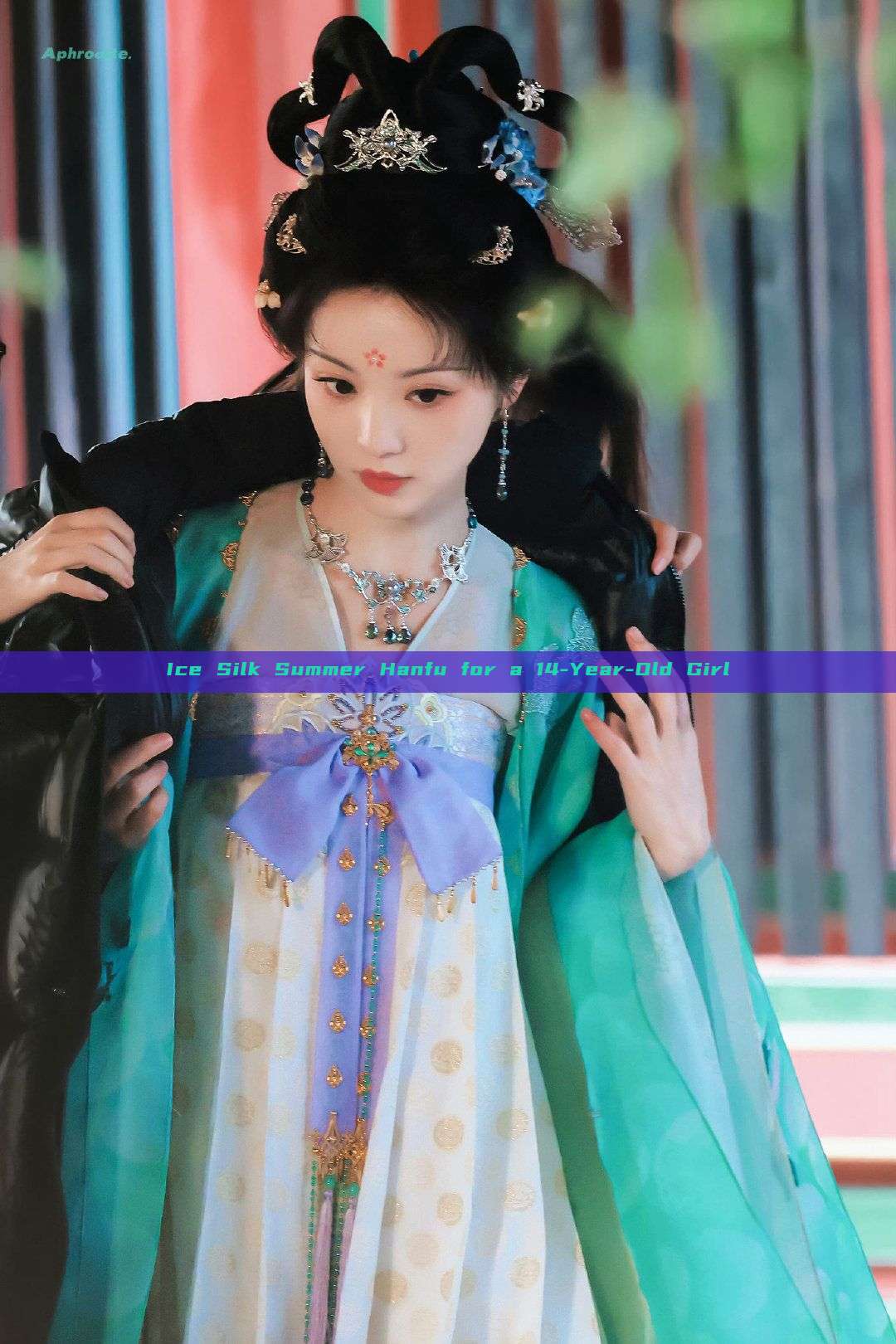 Ice Silk Summer Hanfu for a 14-Year-Old Girl Ice Silk Summer Hanfu for a 14-Year-Old Girl