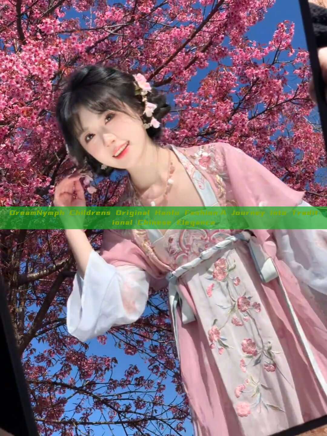 DreamNymph Childrens Original Hanfu Fashion:A Journey into Traditional Chinese Elegance DreamNymph Childrens Original Hanfu Fashion:A Journey into Traditional Chinese Elegance