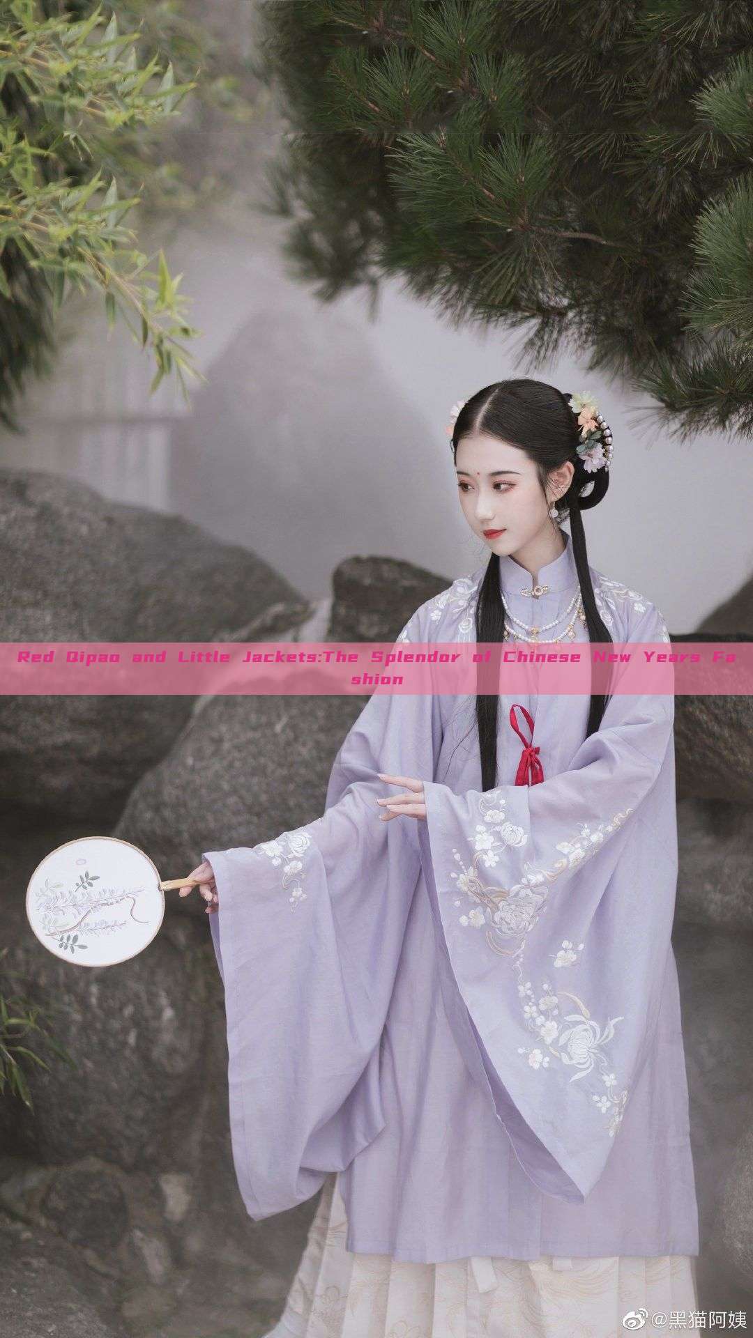 Red Qipao and Little Jackets:The Splendor of Chinese New Years Fashion