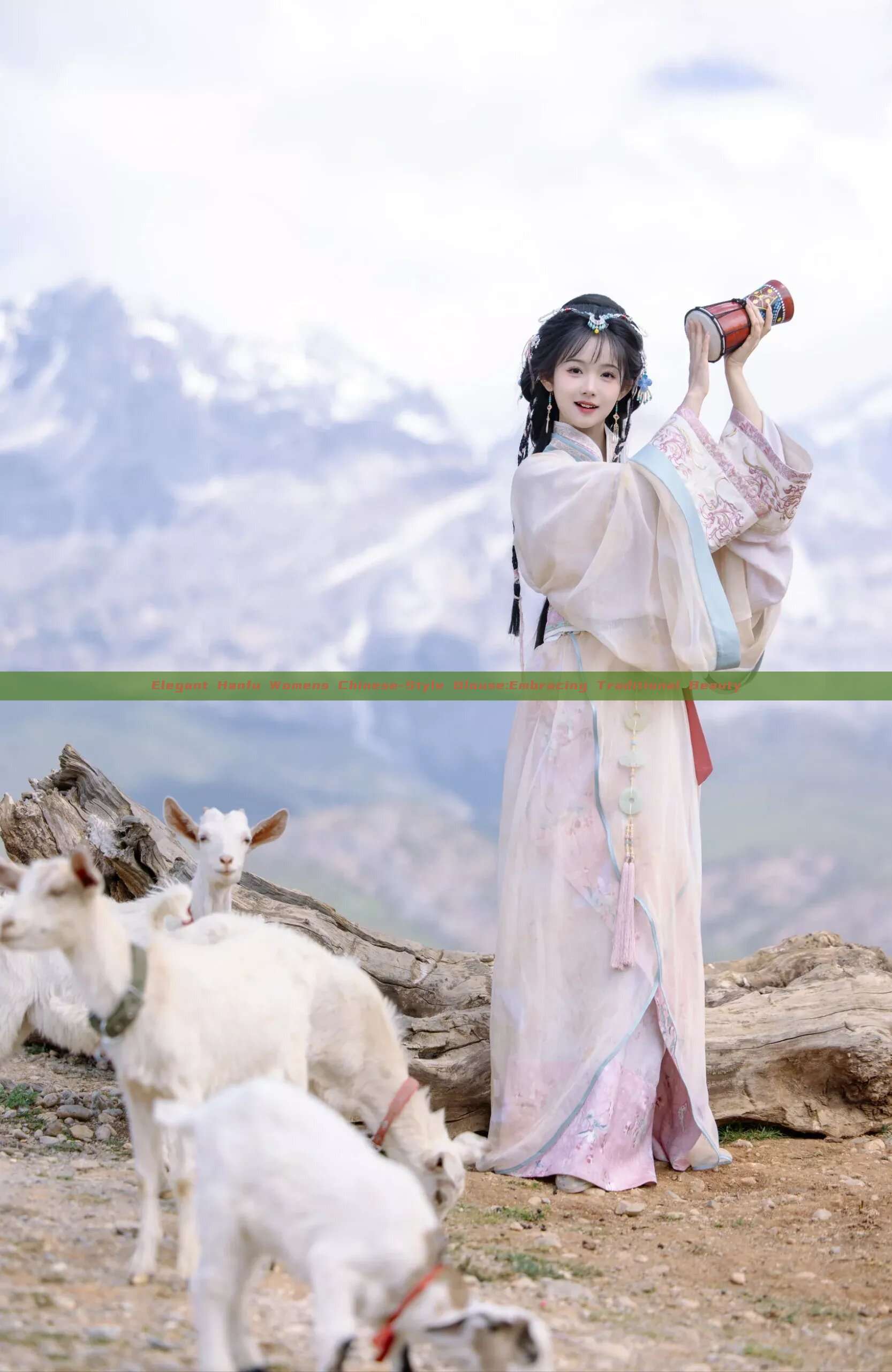 Elegant Hanfu Womens Chinese-Style Blouse:Embracing Traditional Beauty Elegant Hanfu Womens Chinese-Style Blouse:Embracing Traditional Beauty