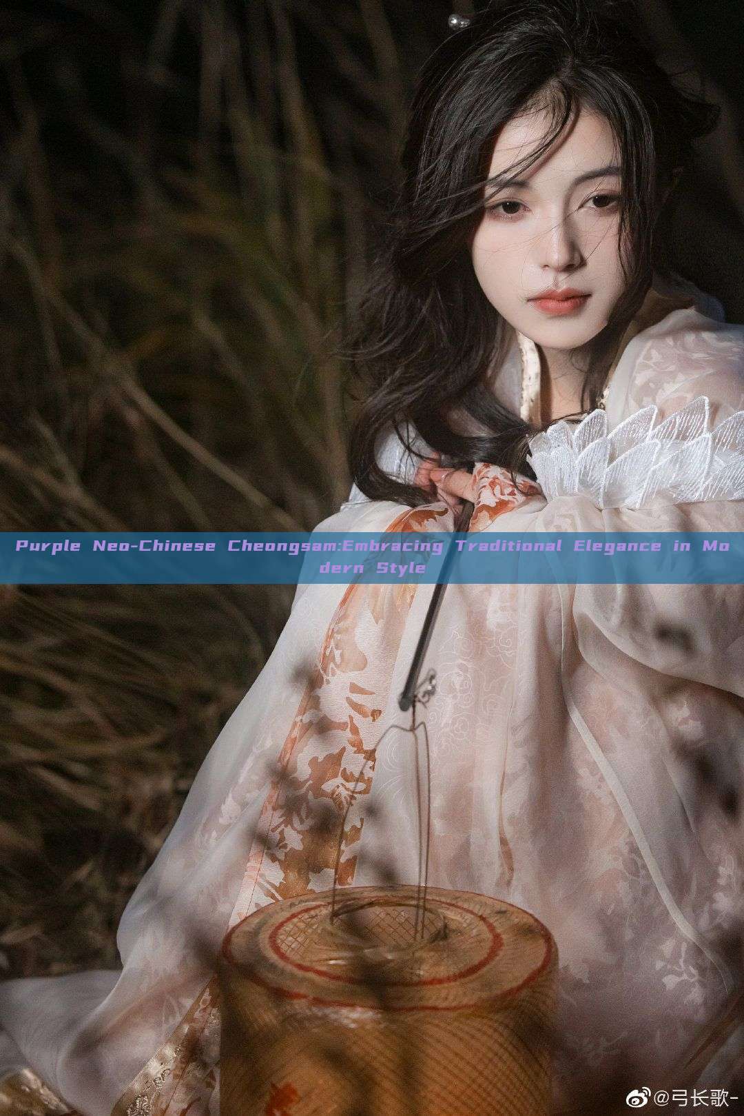 Purple Neo-Chinese Cheongsam:Embracing Traditional Elegance in Modern Style