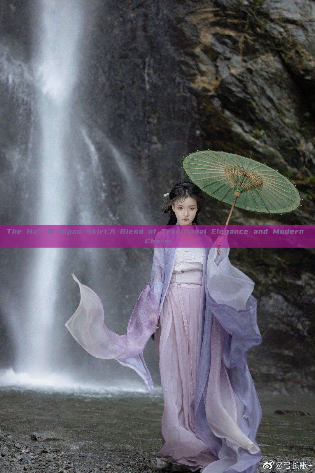 The Half-袖 Qipao Skirt:A Blend of Traditional Elegance and Modern Charm The Half-袖 Qipao Skirt:A Blend of Traditional Elegance and Modern Charm