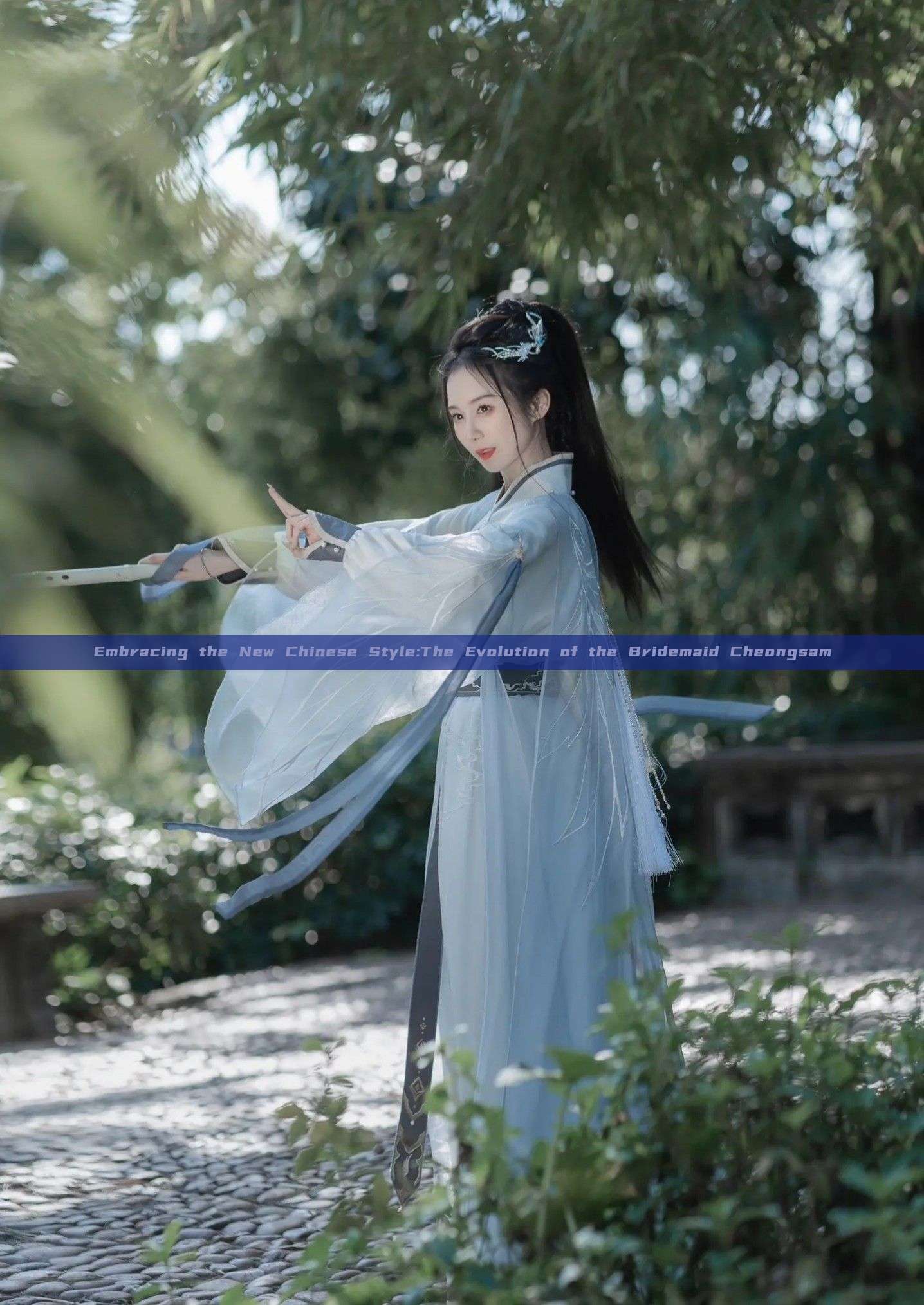 Embracing the New Chinese Style:The Evolution of the Bridemaid Cheongsam Embracing the New Chinese Style:The Evolution of the Bridemaid Cheongsam