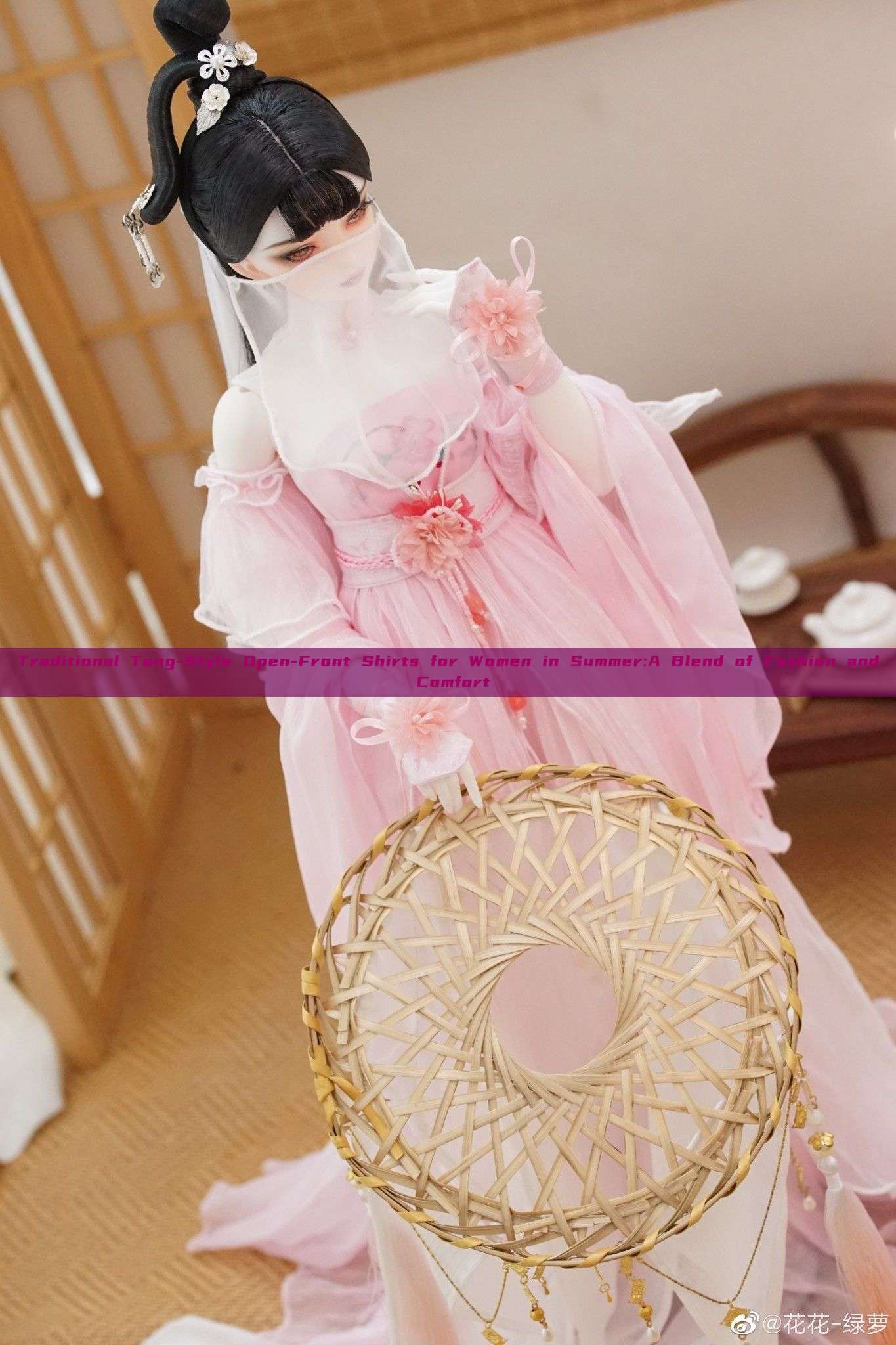 Traditional Tang-Style Open-Front Shirts for Women in Summer:A Blend of Fashion and Comfort Traditional Tang-Style Open-Front Shirts for Women in Summer:A Blend of Fashion and Comfort