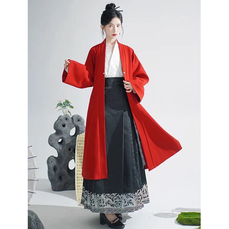 The Youthful Revival of Cheongsam:Embracing the 20s Fashion Trend The Youthful Revival of Cheongsam:Embracing the 20s Fashion Trend
