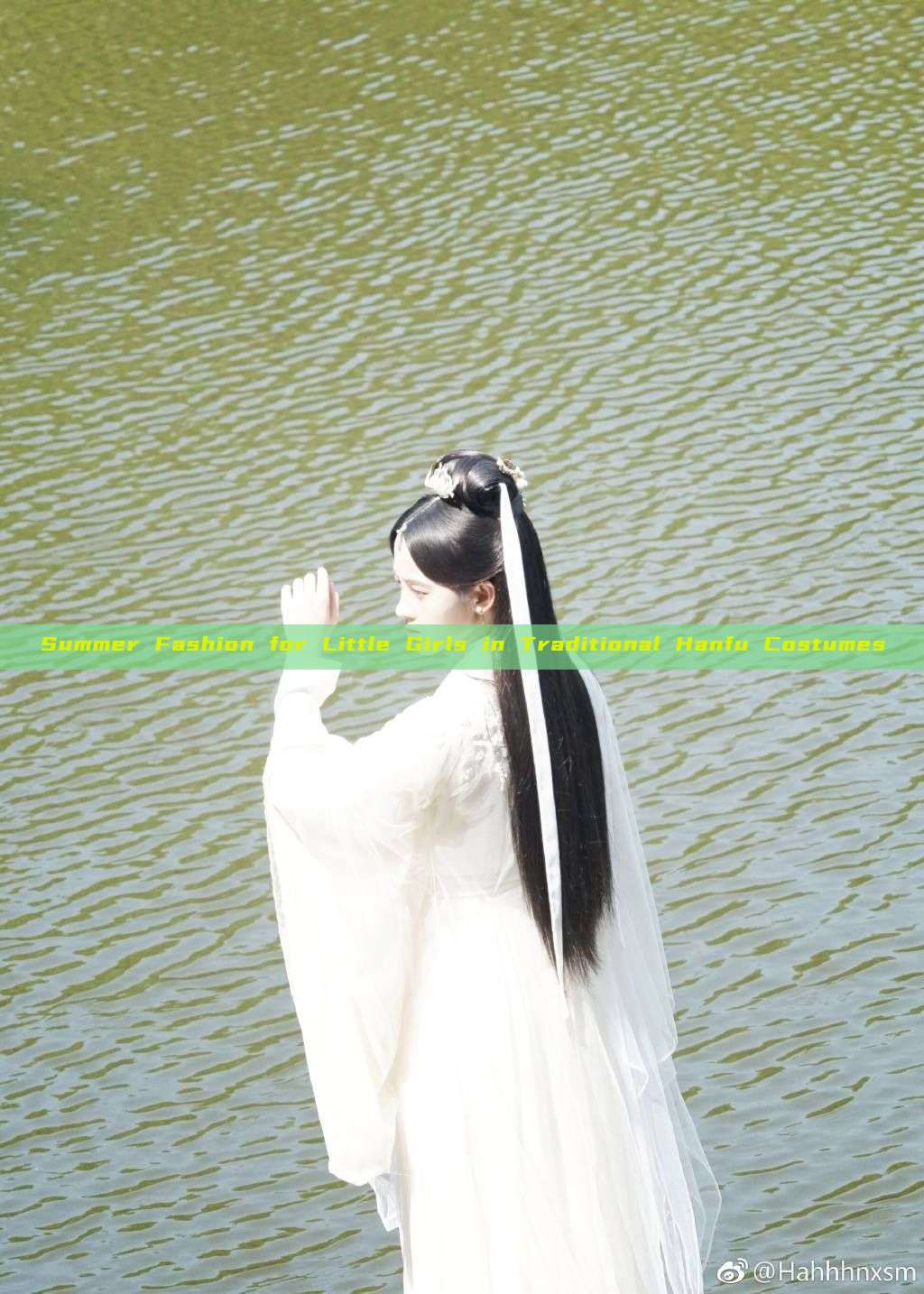 Summer Fashion for Little Girls in Traditional Hanfu Costumes Summer Fashion for Little Girls in Traditional Hanfu Costumes