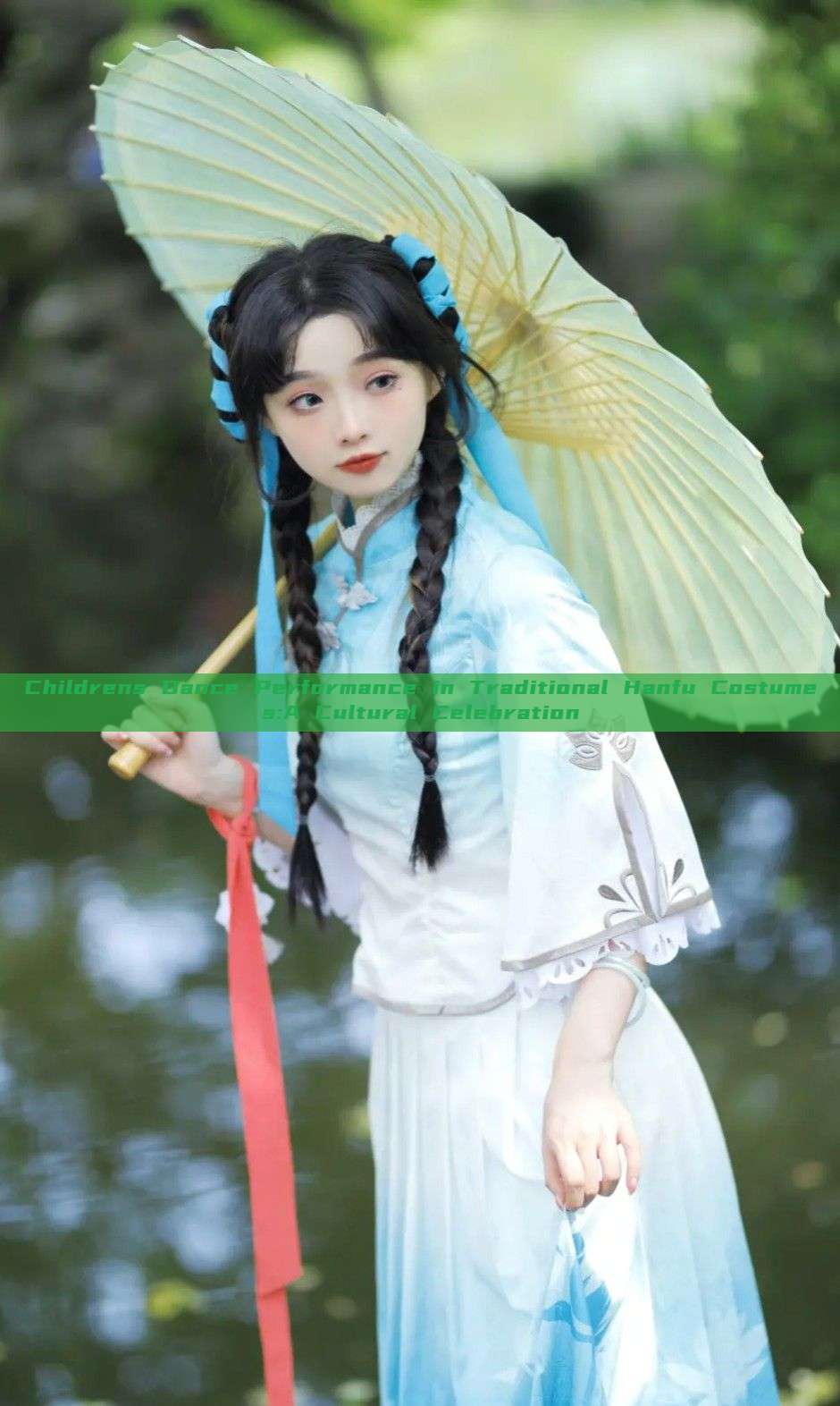 Childrens Dance Performance in Traditional Hanfu Costumes:A Cultural Celebration Childrens Dance Performance in Traditional Hanfu Costumes:A Cultural Celebration