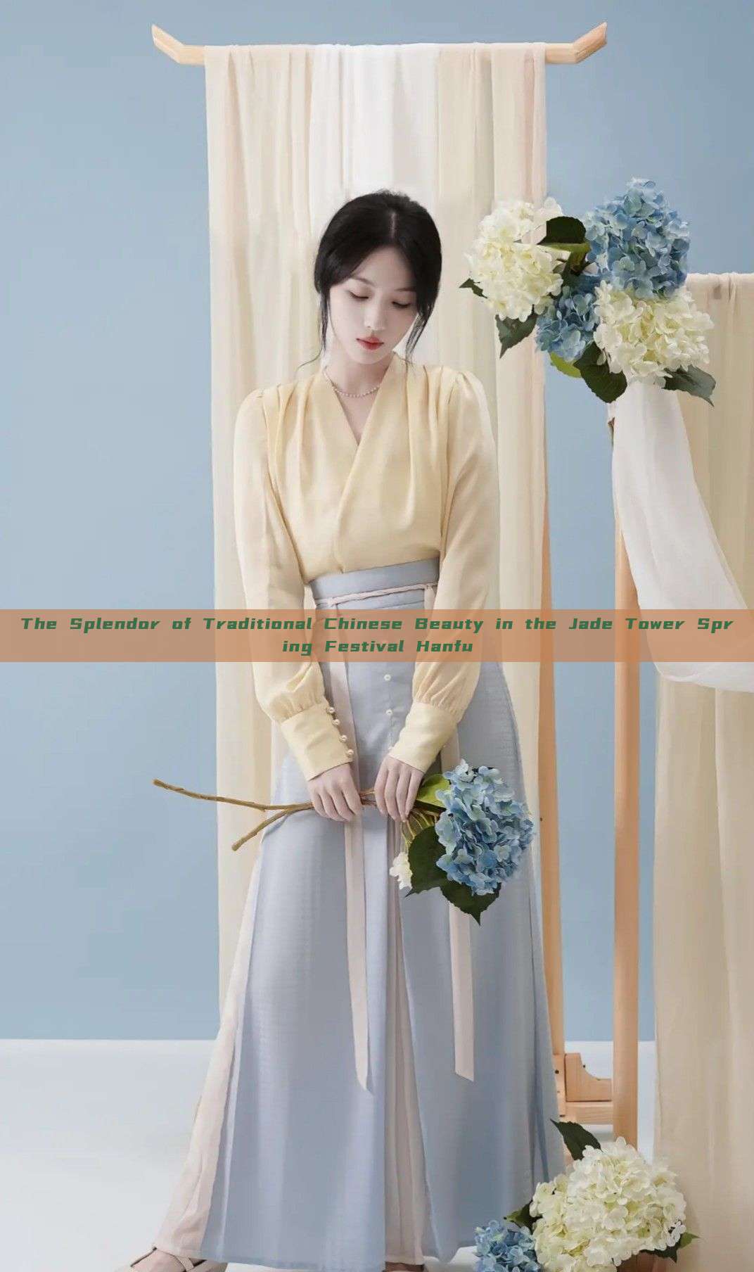 The Splendor of Traditional Chinese Beauty in the Jade Tower Spring Festival Hanfu