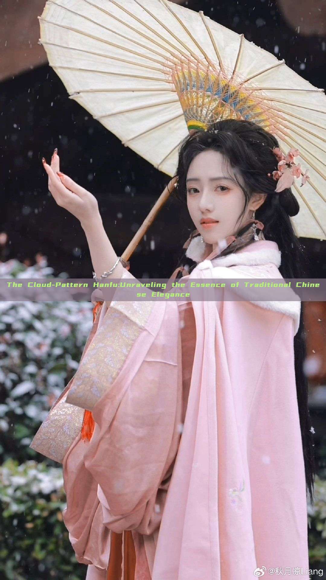 The Cloud-Pattern Hanfu:Unraveling the Essence of Traditional Chinese Elegance
