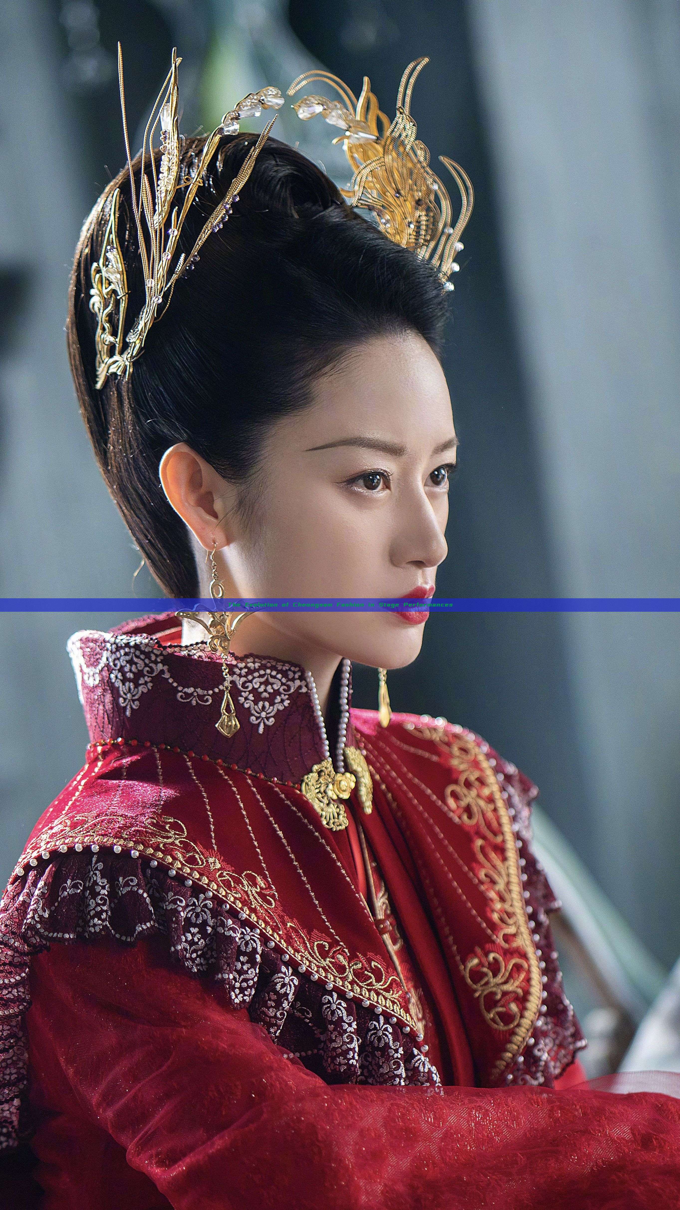 The Evolution of Cheongsam Fashion in Stage Performances The Evolution of Cheongsam Fashion in Stage Performances