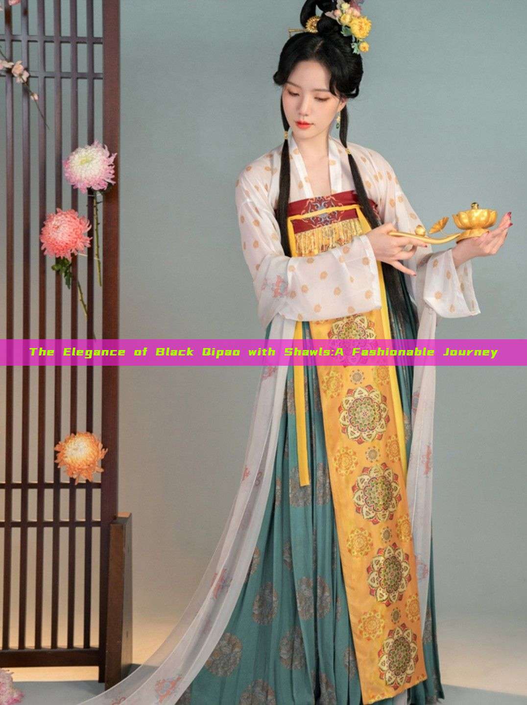 The Elegance of Black Qipao with Shawls:A Fashionable Journey The Elegance of Black Qipao with Shawls:A Fashionable Journey