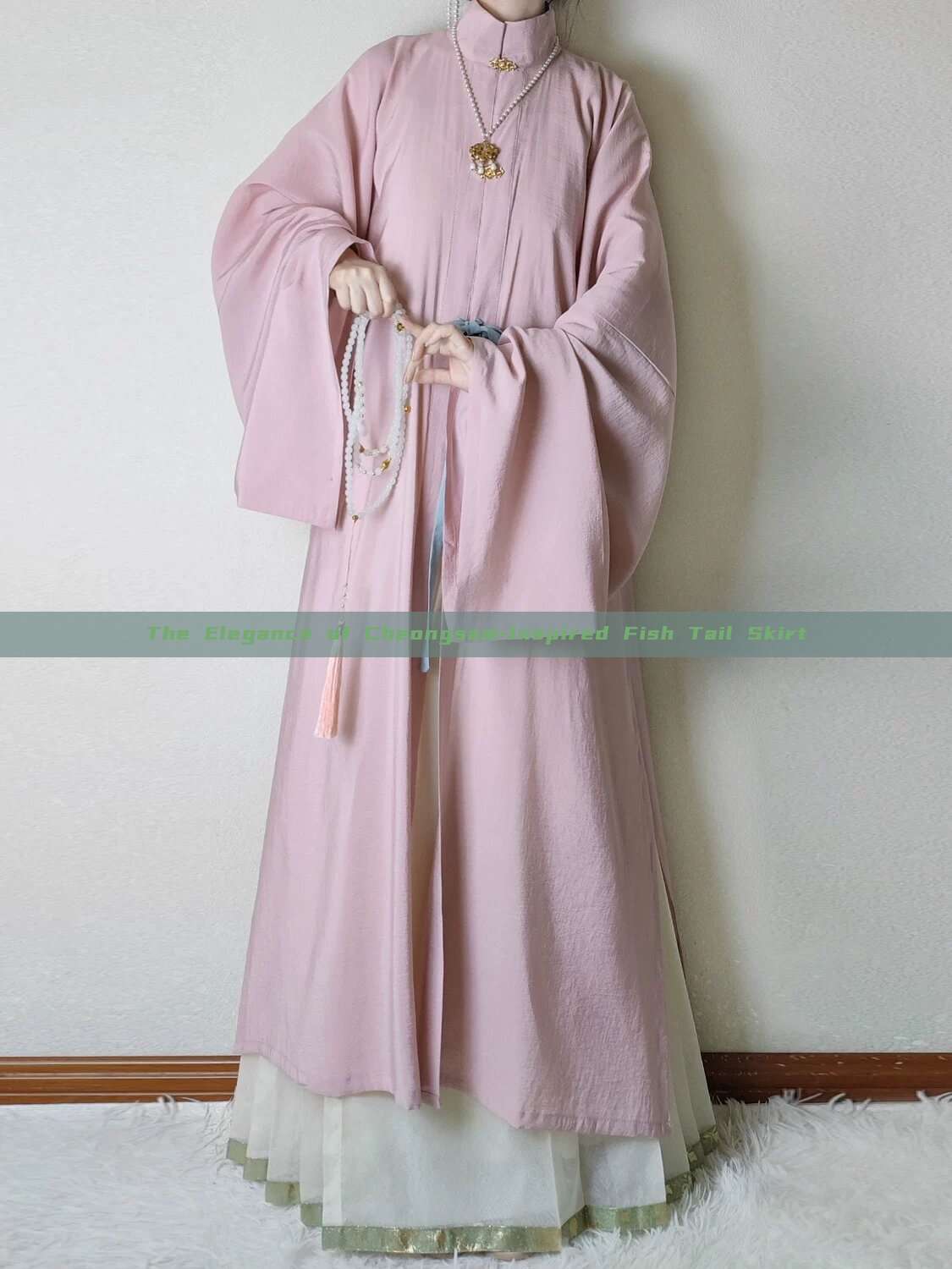 The Elegance of Cheongsam-Inspired Fish Tail Skirt The Elegance of Cheongsam-Inspired Fish Tail Skirt
