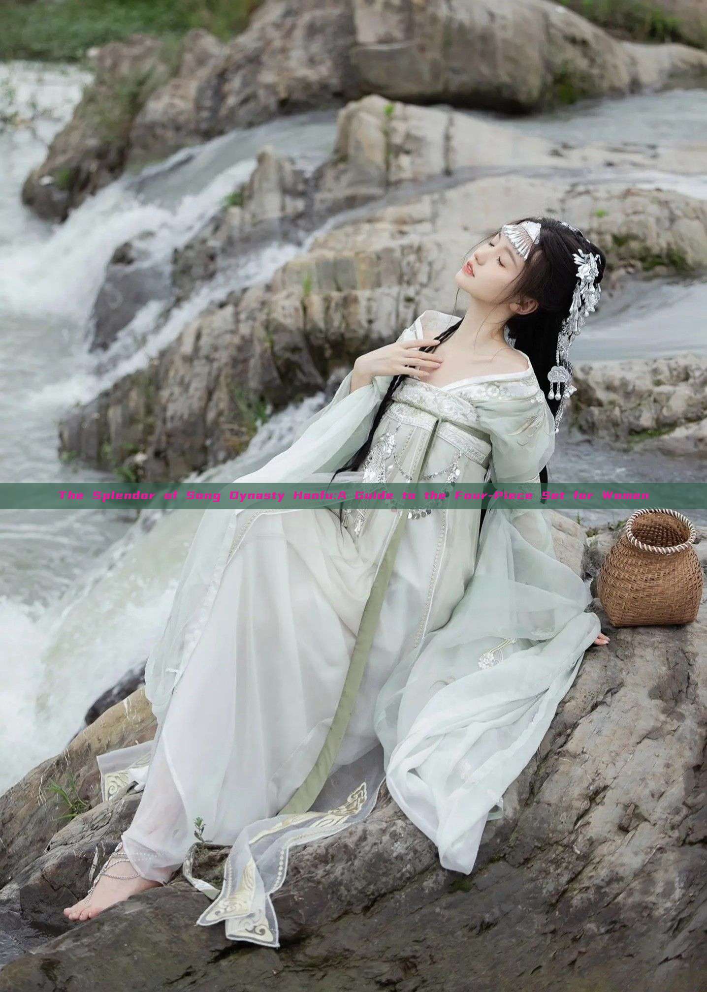 The Splendor of Song Dynasty Hanfu:A Guide to the Four-Piece Set for Women The Splendor of Song Dynasty Hanfu:A Guide to the Four-Piece Set for Women