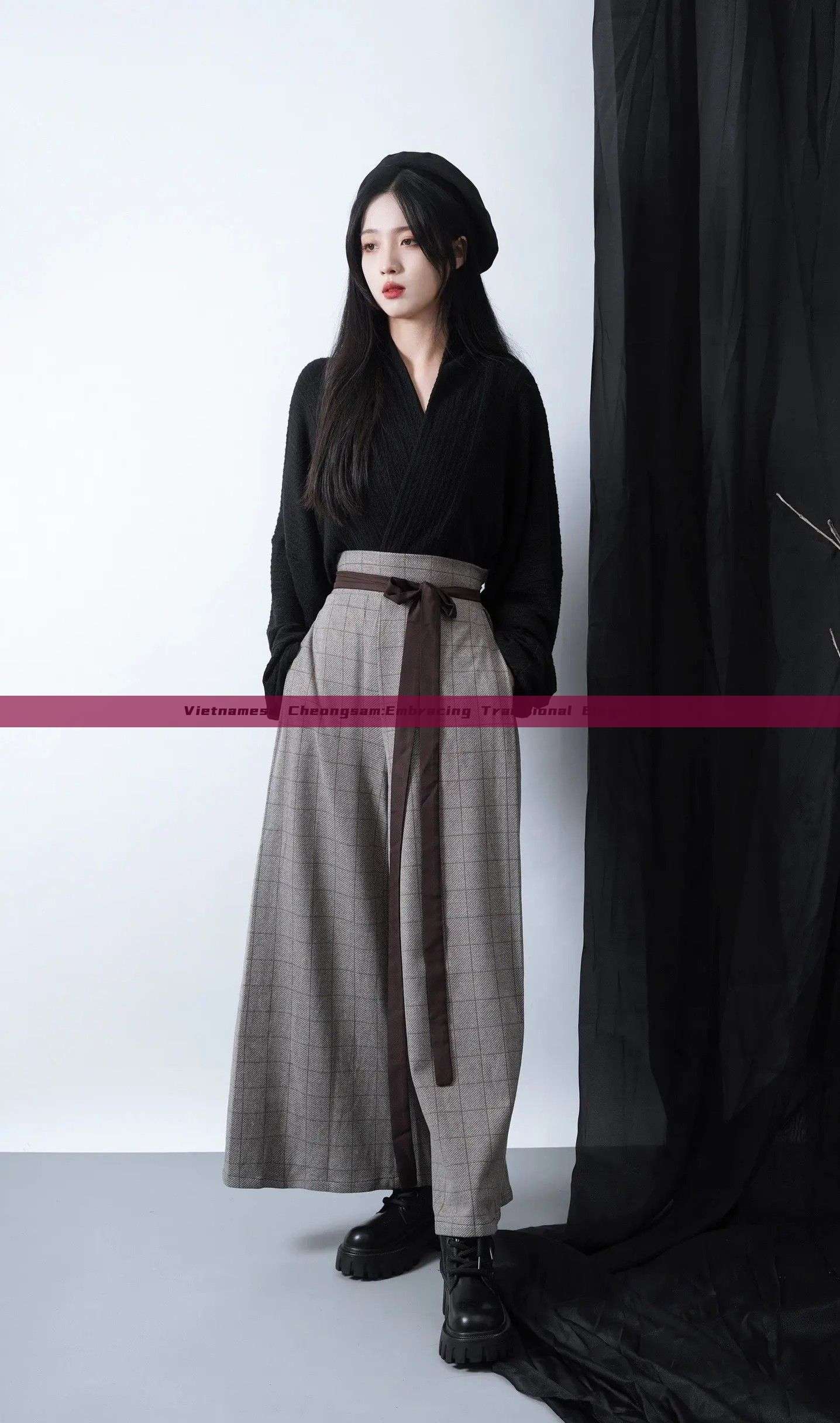 Vietnamese Cheongsam:Embracing Traditional Elegance Vietnamese Cheongsam:Embracing Traditional Elegance