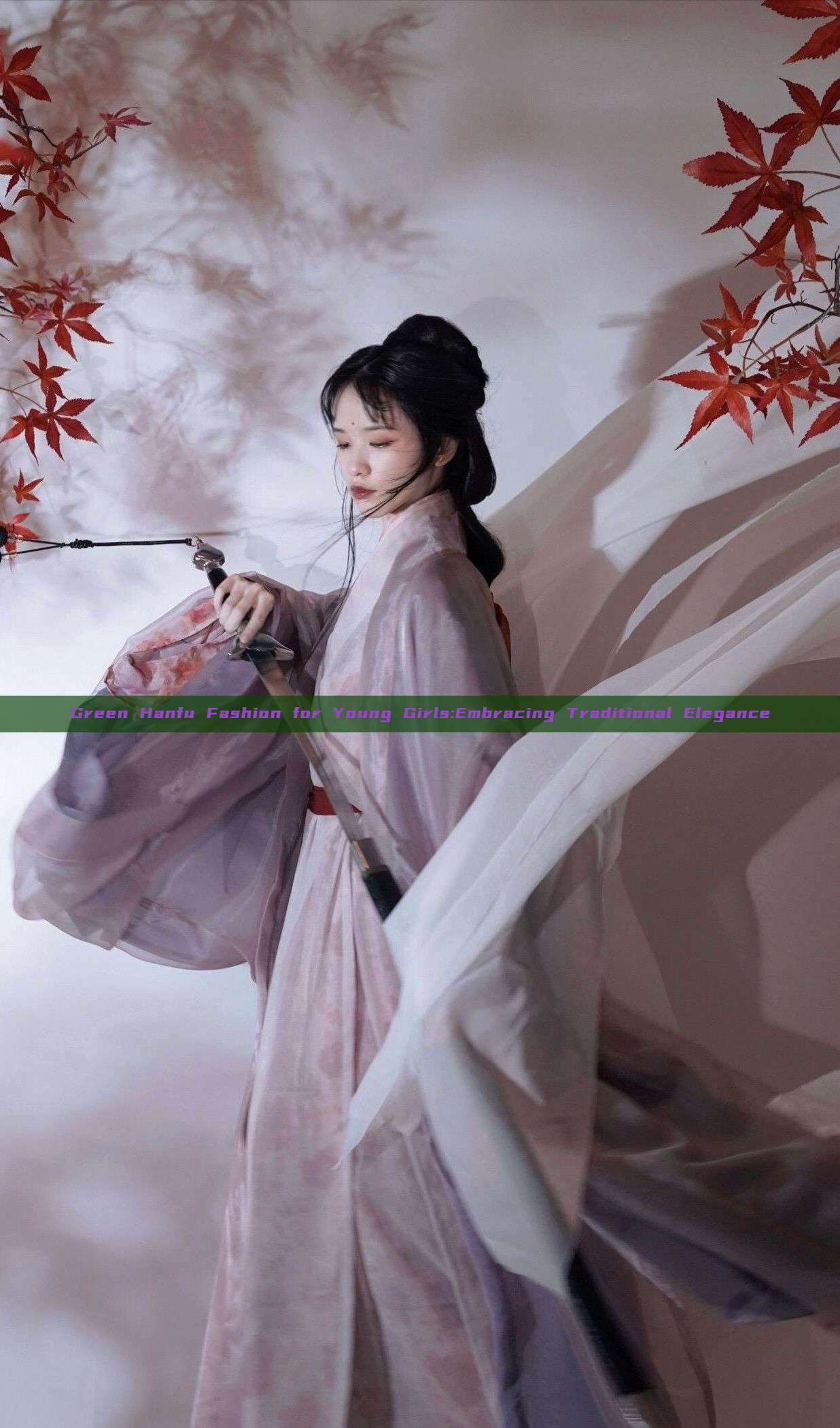 Green Hanfu Fashion for Young Girls:Embracing Traditional Elegance