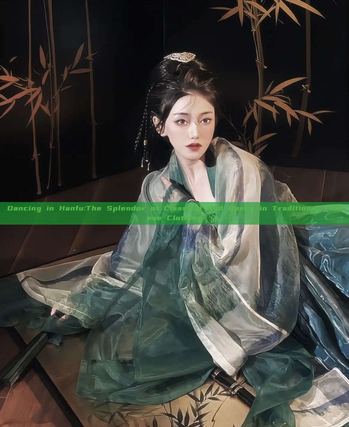 Dancing in Hanfu:The Splendor of Classical Red Dance in Traditional Chinese Clothing Dancing in Hanfu:The Splendor of Classical Red Dance in Traditional Chinese Clothing