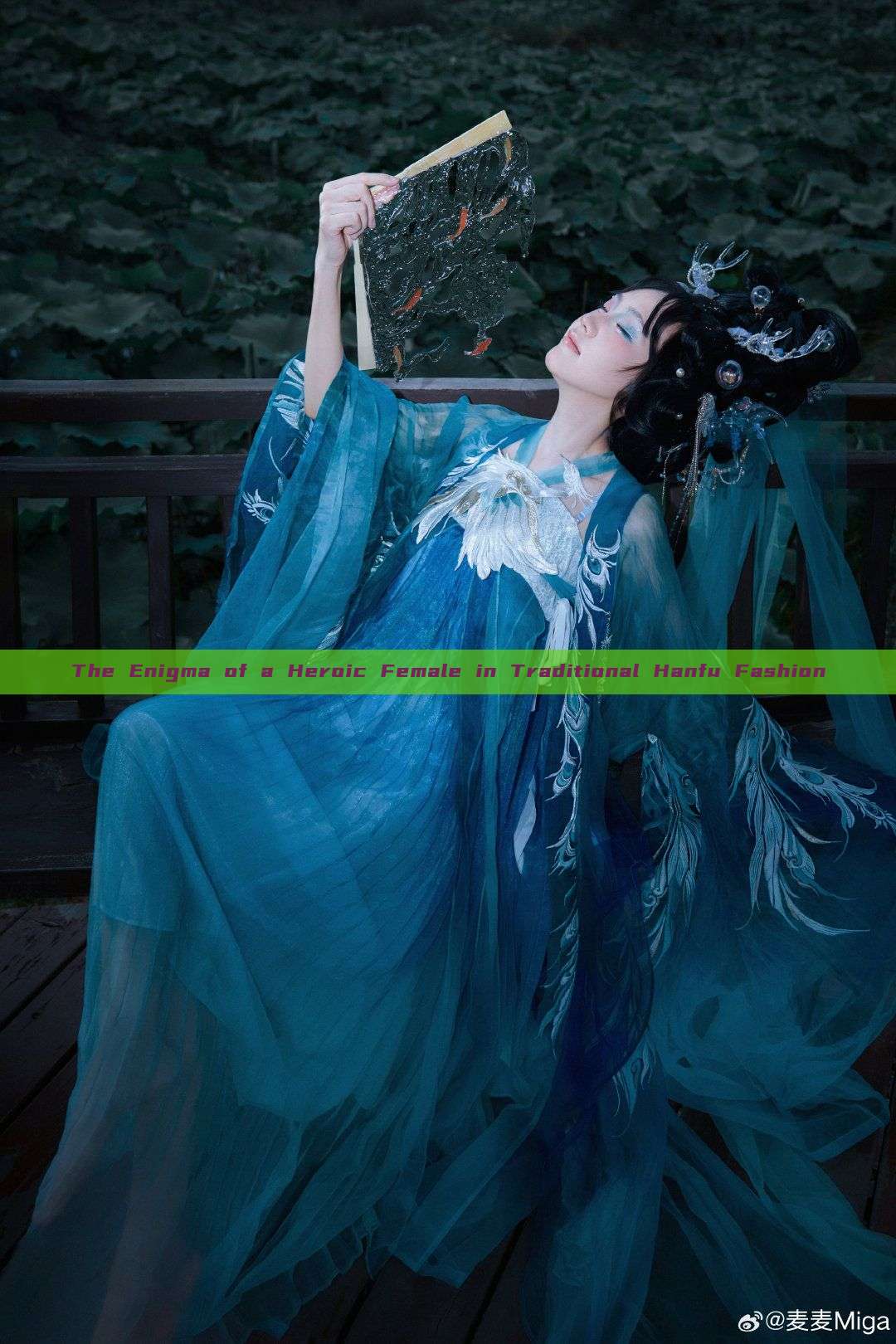 The Enigma of a Heroic Female in Traditional Hanfu Fashion The Enigma of a Heroic Female in Traditional Hanfu Fashion