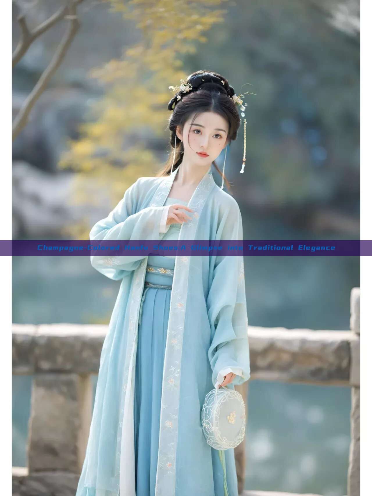 Champagne-Colored Hanfu Shoes:A Glimpse into Traditional Elegance Champagne-Colored Hanfu Shoes:A Glimpse into Traditional Elegance