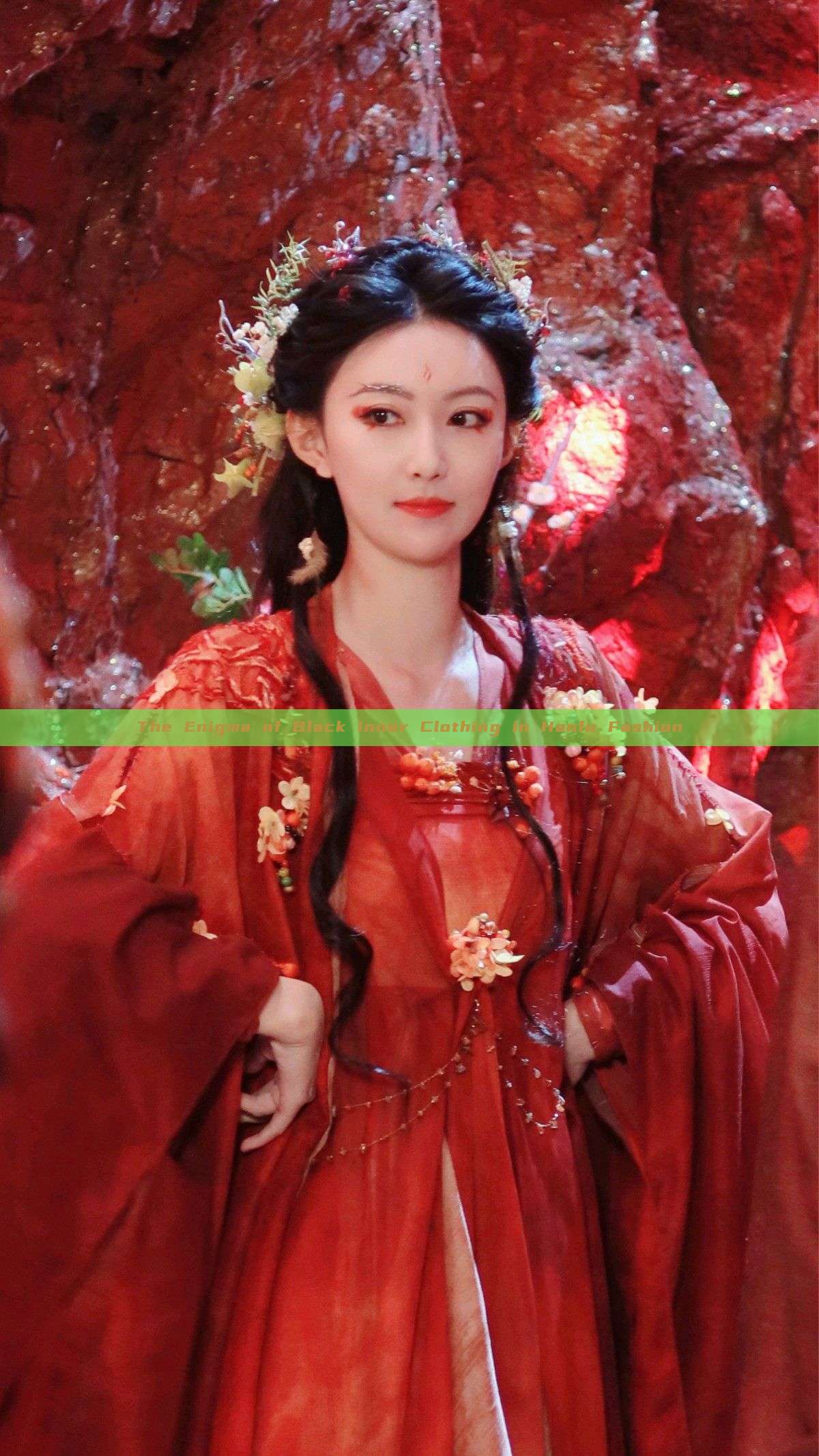 The Enigma of Black Inner Clothing in Hanfu Fashion The Enigma of Black Inner Clothing in Hanfu Fashion