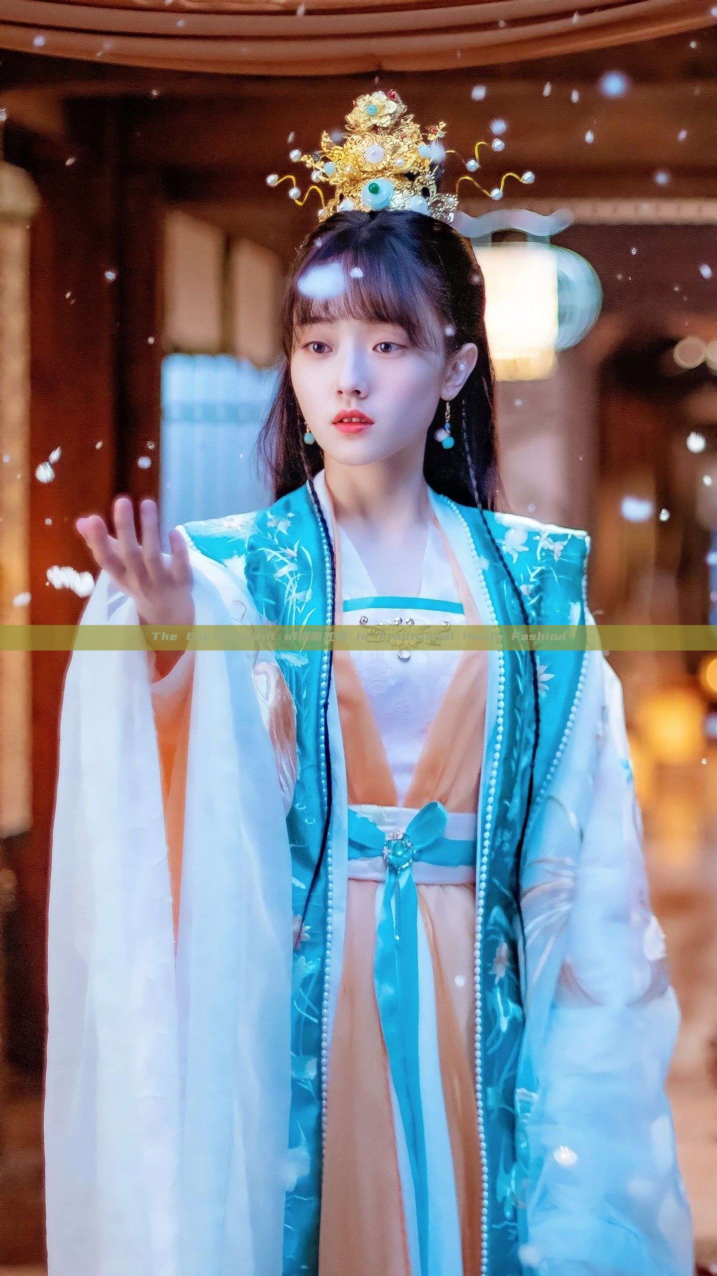 The Enchantment of烟雨江南 in Traditional Hanfu Fashion The Enchantment of烟雨江南 in Traditional Hanfu Fashion