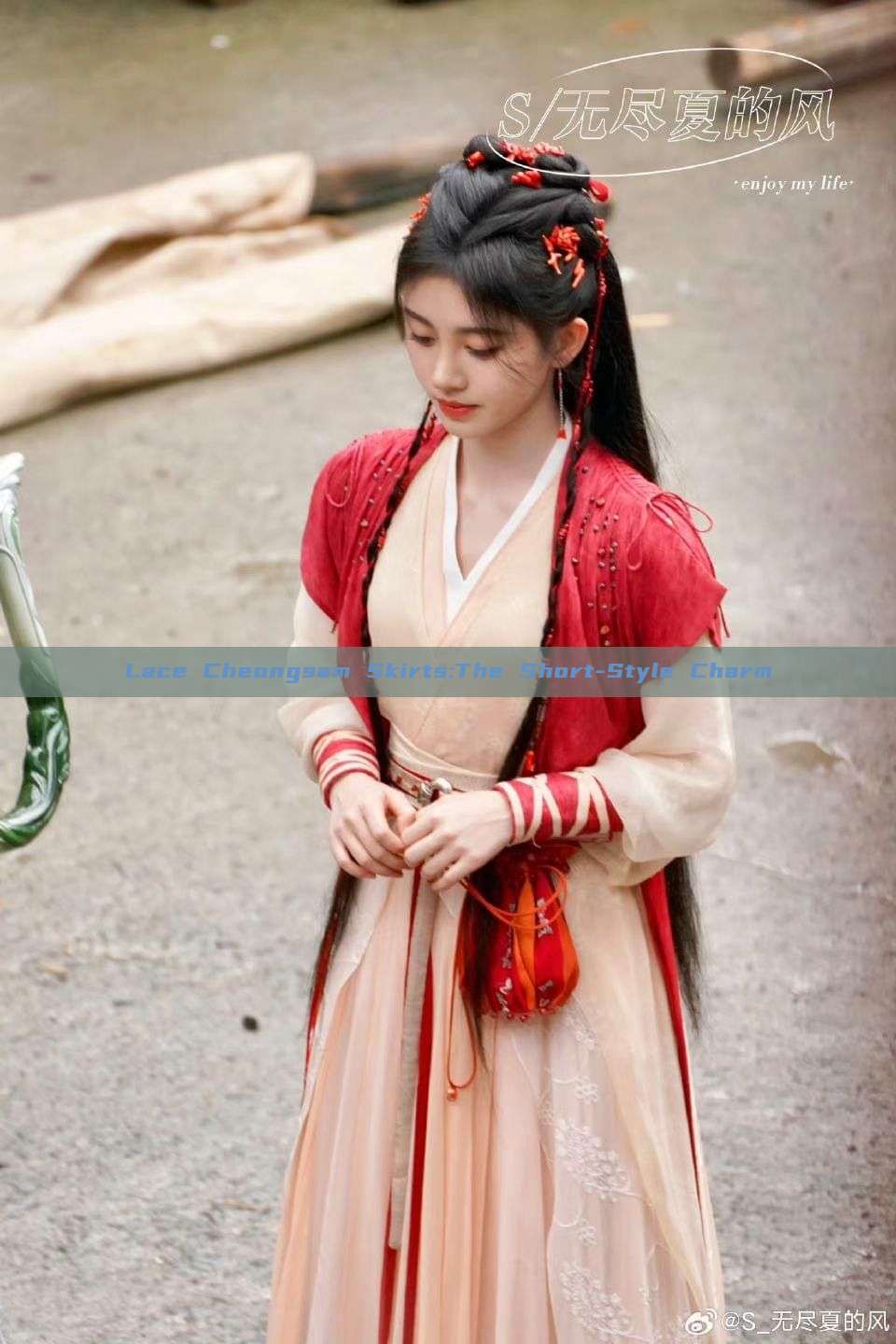 Lace Cheongsam Skirts:The Short-Style Charm