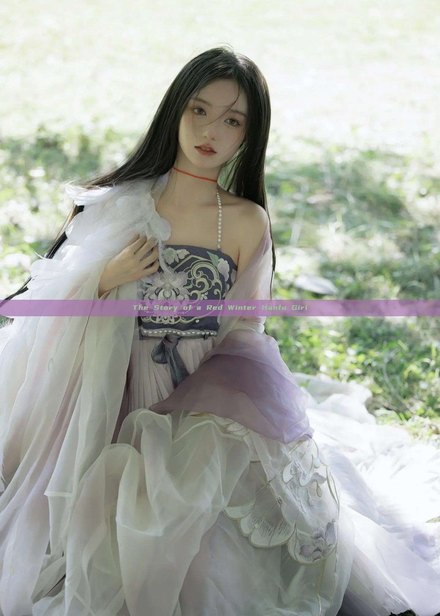 The Story of a Red Winter Hanfu Girl