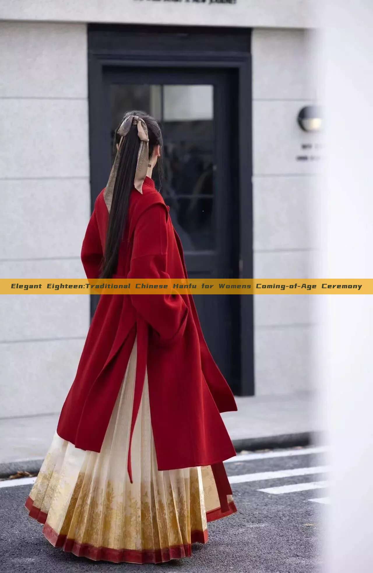 Elegant Eighteen:Traditional Chinese Hanfu for Womens Coming-of-Age Ceremony