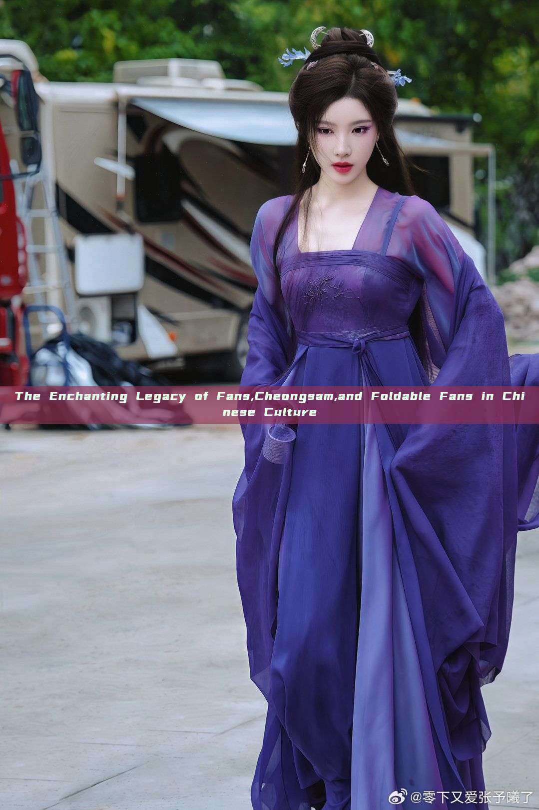 The Enchanting Legacy of Fans,Cheongsam,and Foldable Fans in Chinese Culture