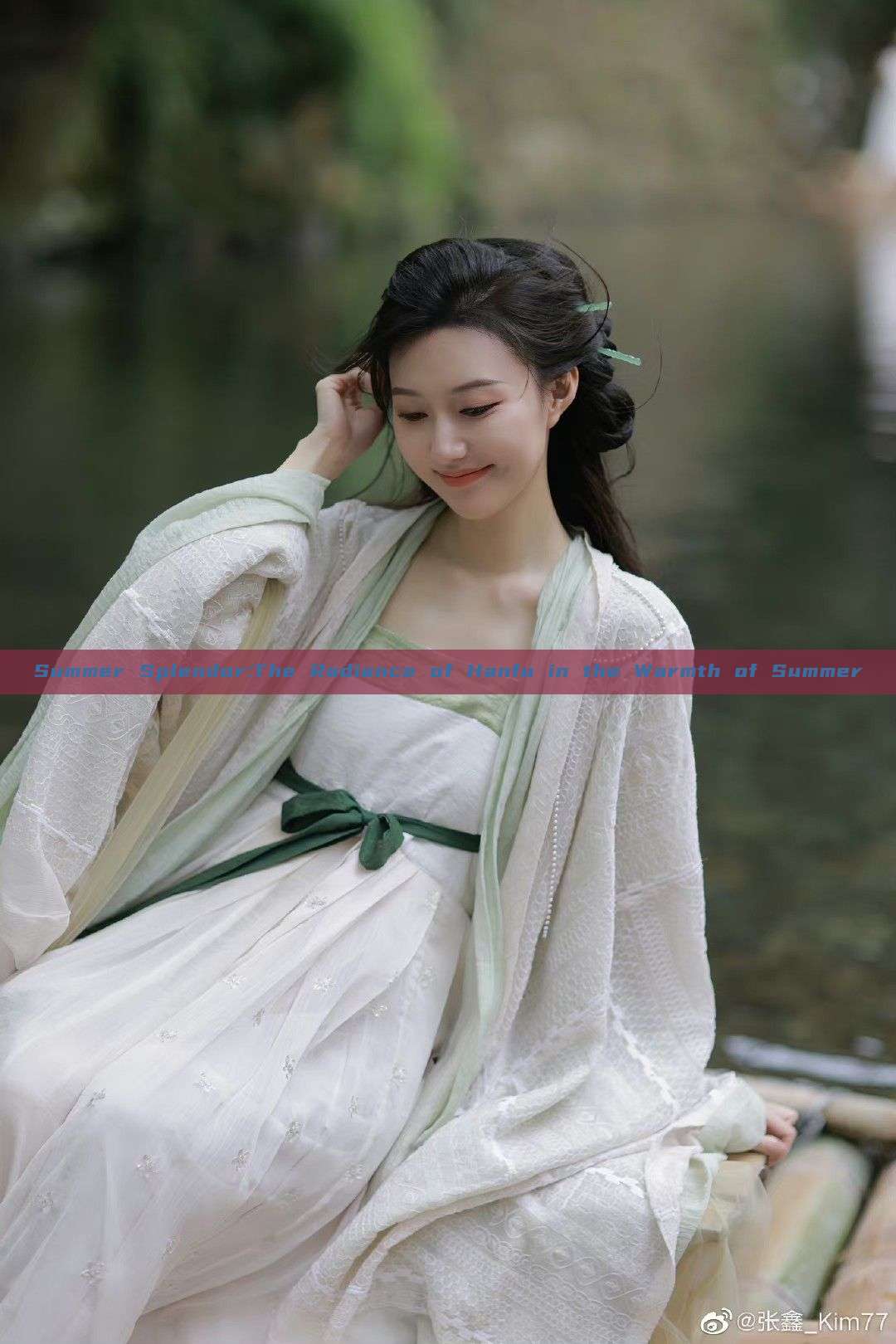 Summer Splendor:The Radiance of Hanfu in the Warmth of Summer Summer Splendor:The Radiance of Hanfu in the Warmth of Summer