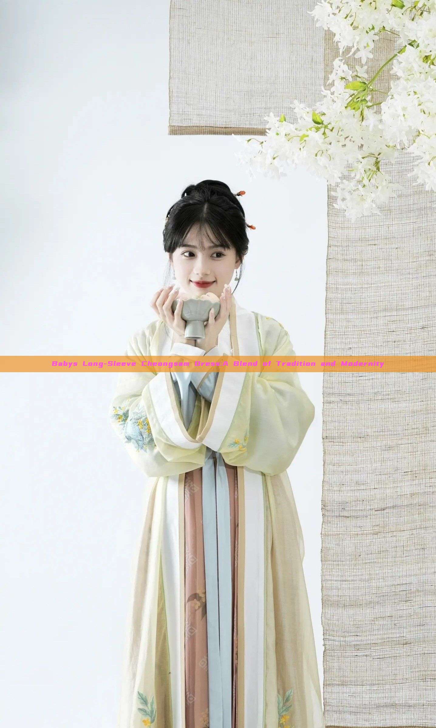 Babys Long-Sleeve Cheongsam Dress:A Blend of Tradition and Modernity Babys Long-Sleeve Cheongsam Dress:A Blend of Tradition and Modernity