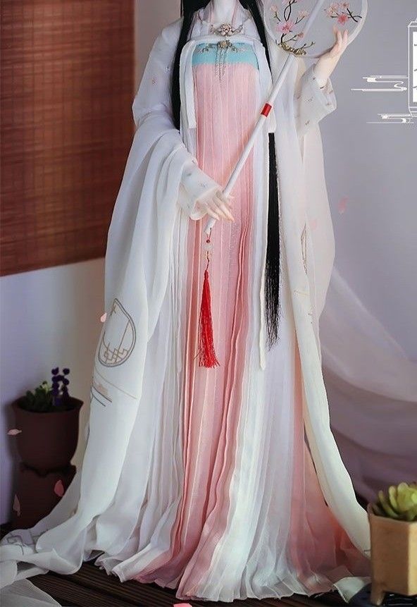 Latest Cheongsam Skirt Styles:A Glance at the Newest Fashion Craze Latest Cheongsam Skirt Styles:A Glance at the Newest Fashion Craze