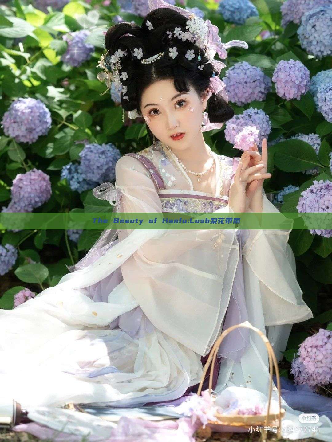 The Beauty of Hanfu:Lush梨花带雨 The Beauty of Hanfu:Lush梨花带雨