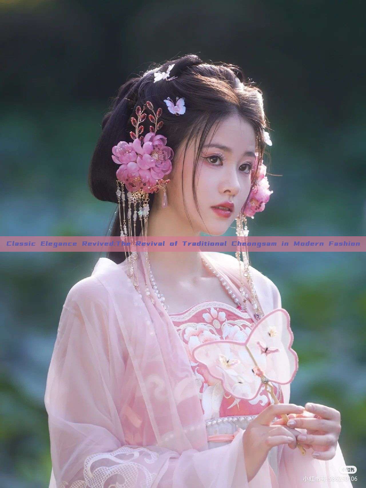 Classic Elegance Revived:The Revival of Traditional Cheongsam in Modern Fashion Classic Elegance Revived:The Revival of Traditional Cheongsam in Modern Fashion