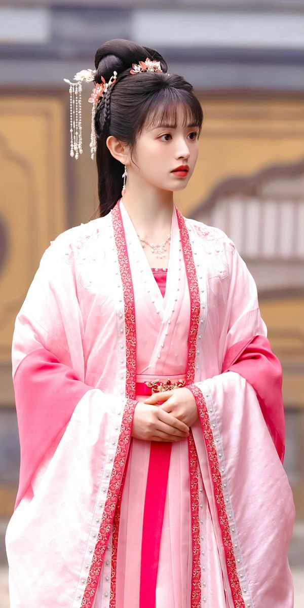 Everyday Wear:The Charm of Ponytail Skirt with Top Everyday Wear:The Charm of Ponytail Skirt with Top