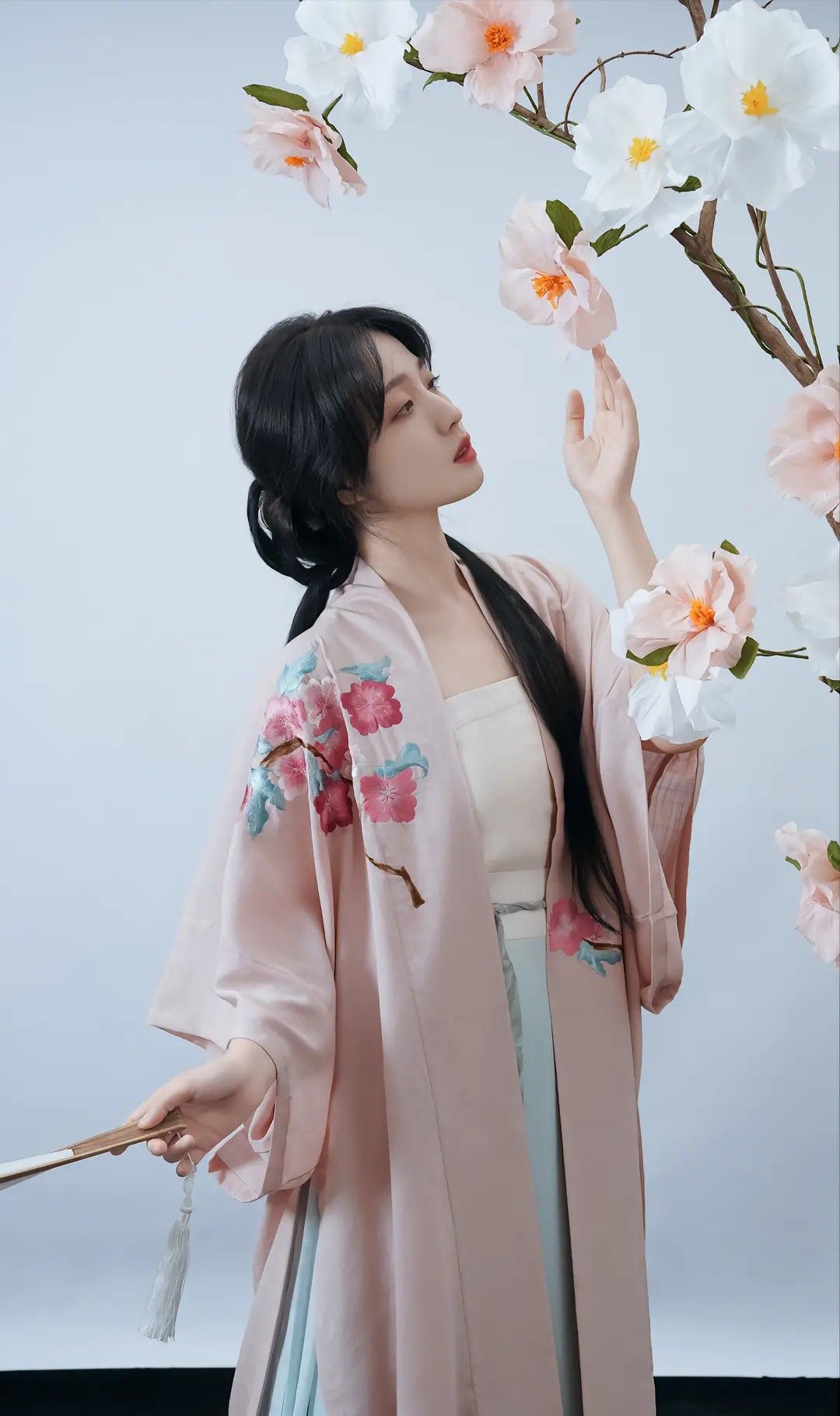 Traditional Tang-Style Womens Clothing:Embracing the Essence of Chinese Heritage Traditional Tang-Style Womens Clothing:Embracing the Essence of Chinese Heritage